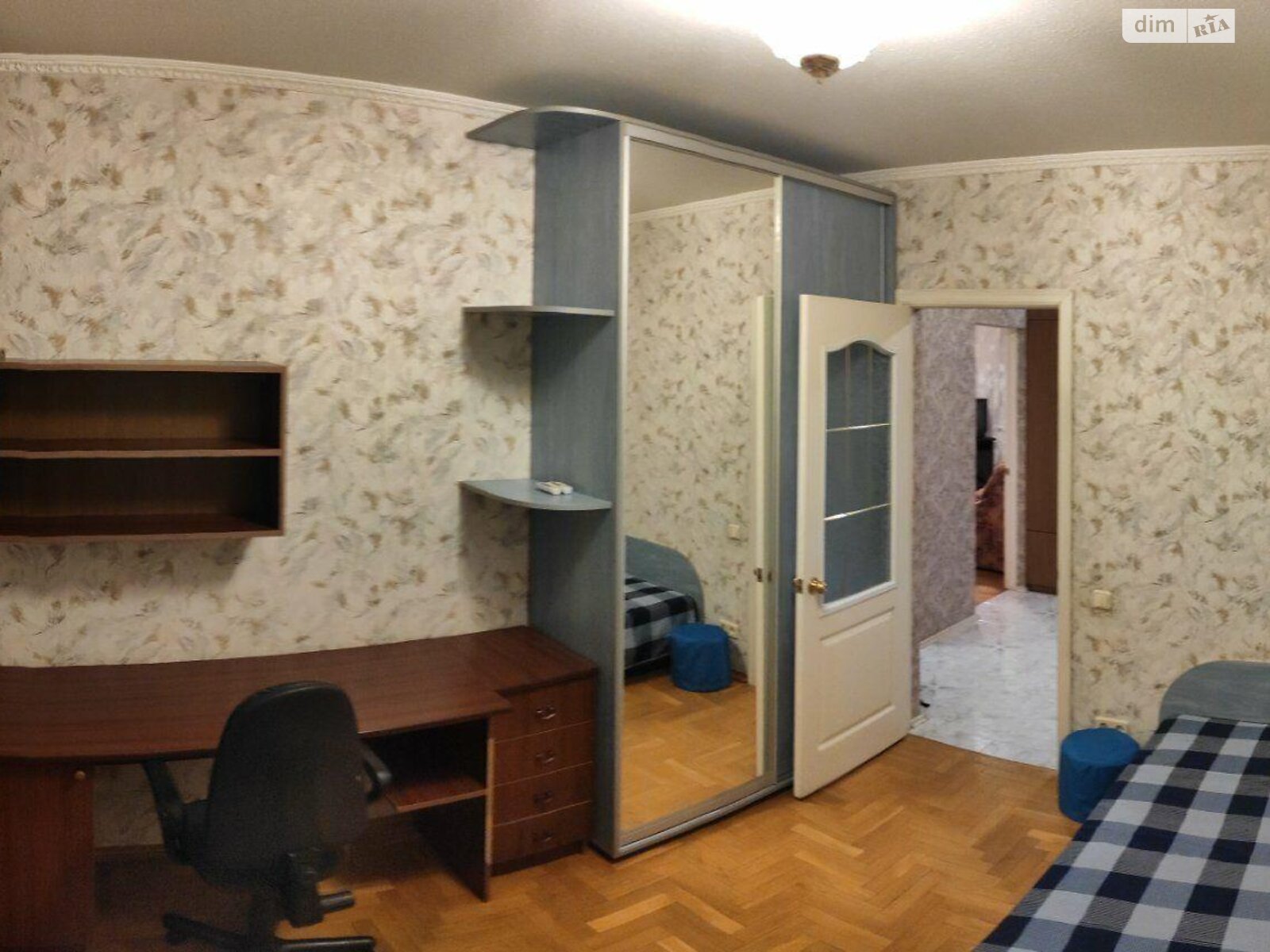 трехкомнатная квартира в Киеве, район Теремки-1, на просп. Академика Глушкова 49 в аренду на долгий срок помесячно фото 1