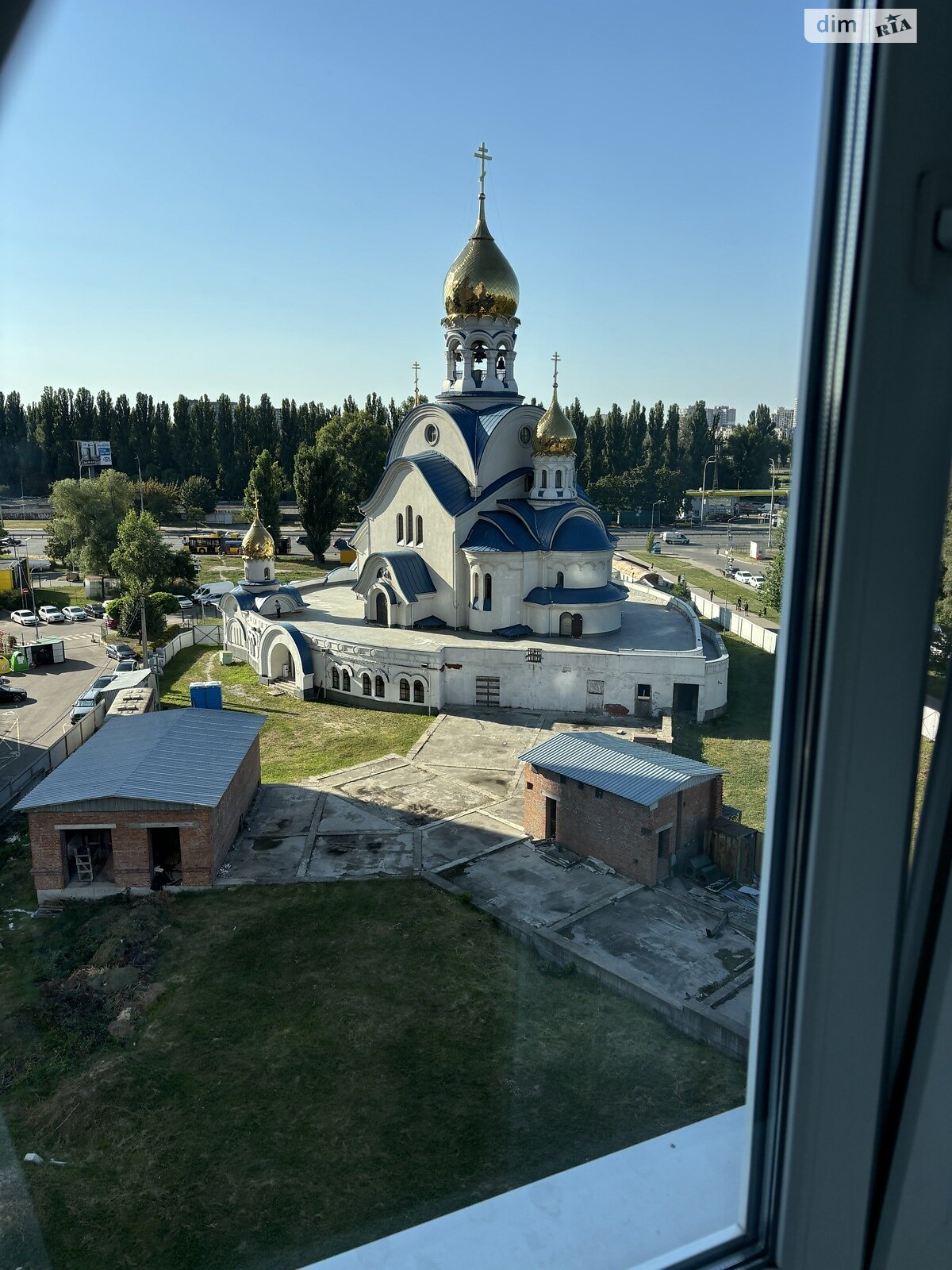 трикімнатна квартира в Києві, район Теремки-1, на просп. Академіка Глушкова 9В в довготривалу оренду помісячно фото 1 трикімнатна квартира в Києві, район Теремки-1, на просп. Академіка Глушкова 9В в довготривалу оренду помісячно фото 1