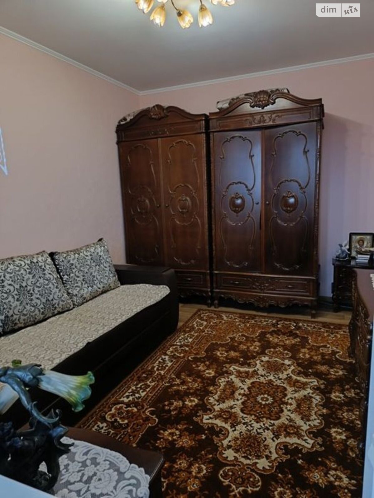 трехкомнатная квартира в Киеве, район Теремки-1, на просп. Академика Глушкова 45 в аренду на долгий срок помесячно фото 1 трехкомнатная квартира в Киеве, район Теремки-1, на просп. Академика Глушкова 45 в аренду на долгий срок помесячно фото 1