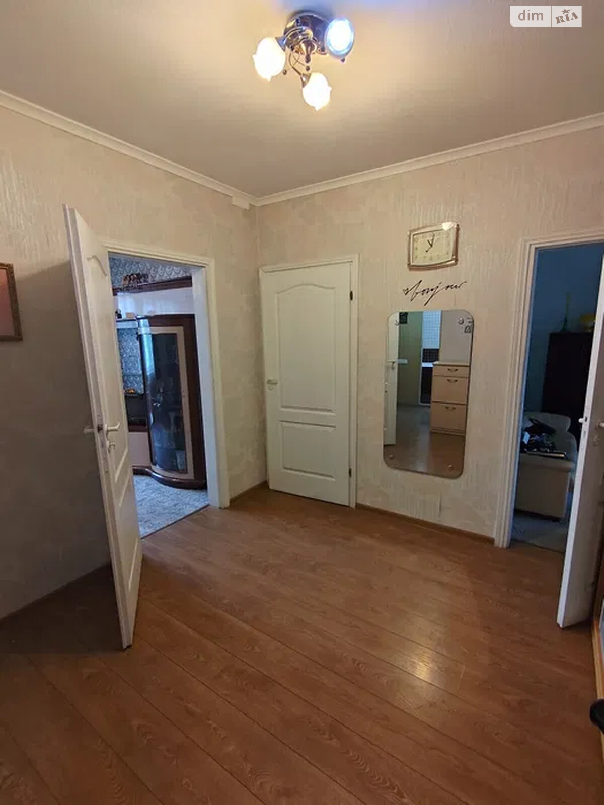 трикімнатна квартира в Києві, район Теремки-1, на вул. Академіка Заболотного 98 в довготривалу оренду помісячно фото 1 трикімнатна квартира в Києві, район Теремки-1, на вул. Академіка Заболотного 98 в довготривалу оренду помісячно фото 1