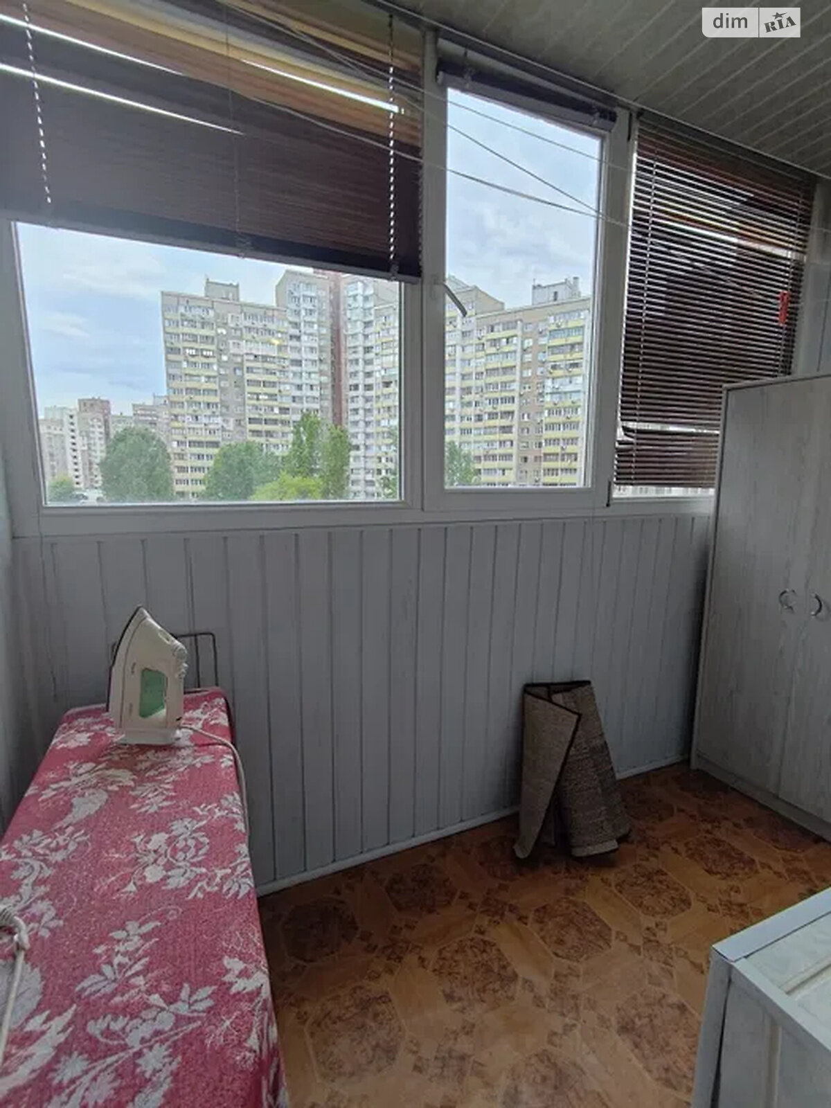 трикімнатна квартира в Києві, район Теремки-1, на вул. Академіка Заболотного 98 в довготривалу оренду помісячно фото 1 трикімнатна квартира в Києві, район Теремки-1, на вул. Академіка Заболотного 98 в довготривалу оренду помісячно фото 1