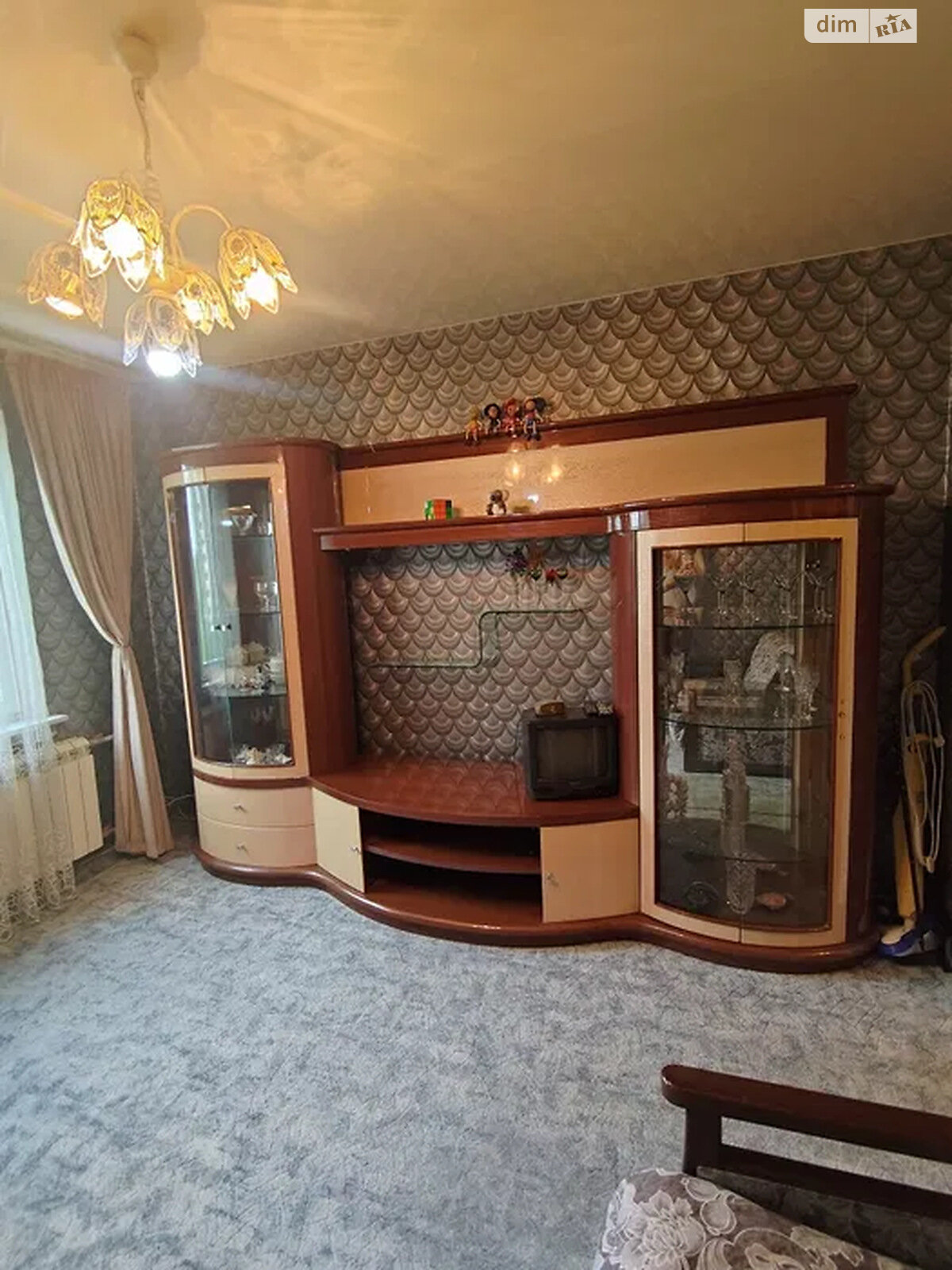 трикімнатна квартира в Києві, район Теремки-1, на вул. Академіка Заболотного 98 в довготривалу оренду помісячно фото 1 трикімнатна квартира в Києві, район Теремки-1, на вул. Академіка Заболотного 98 в довготривалу оренду помісячно фото 1
