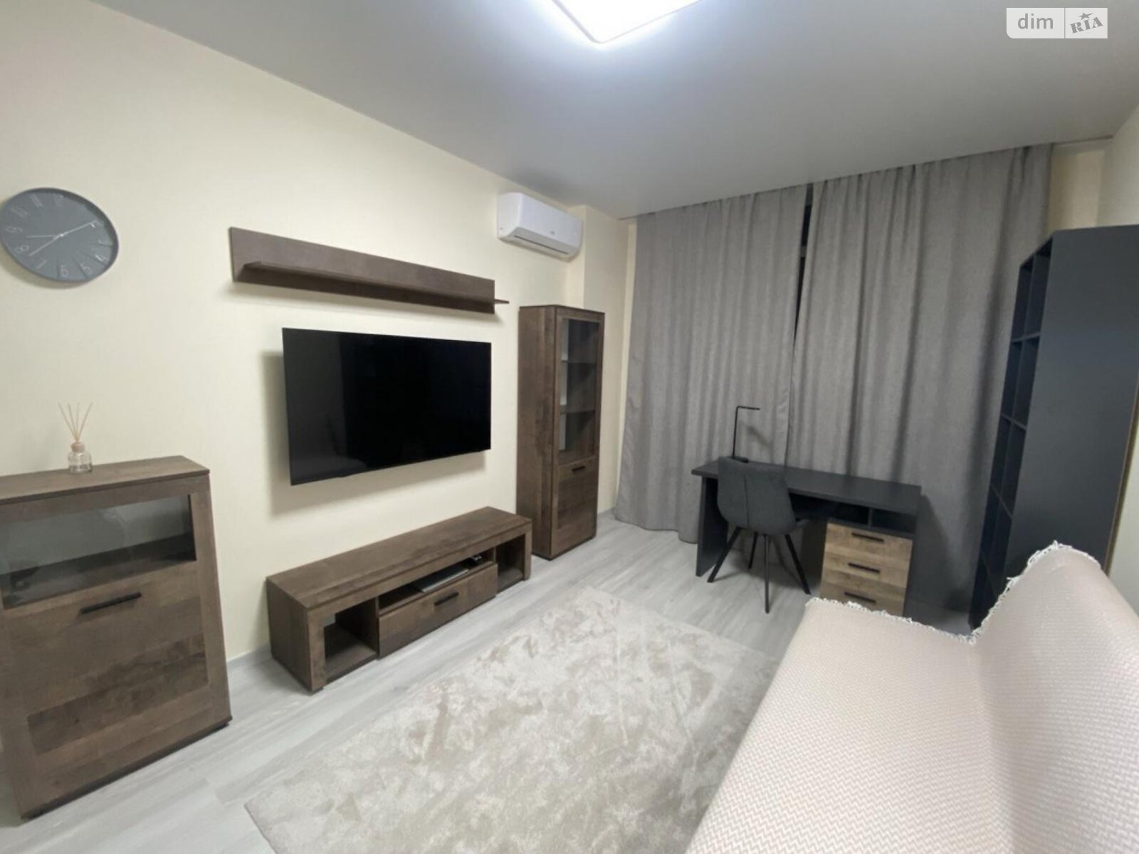 двухкомнатная квартира в Киеве, район Теремки-1, на ул. Братьев Шеметов 8 в аренду на долгий срок помесячно фото 1