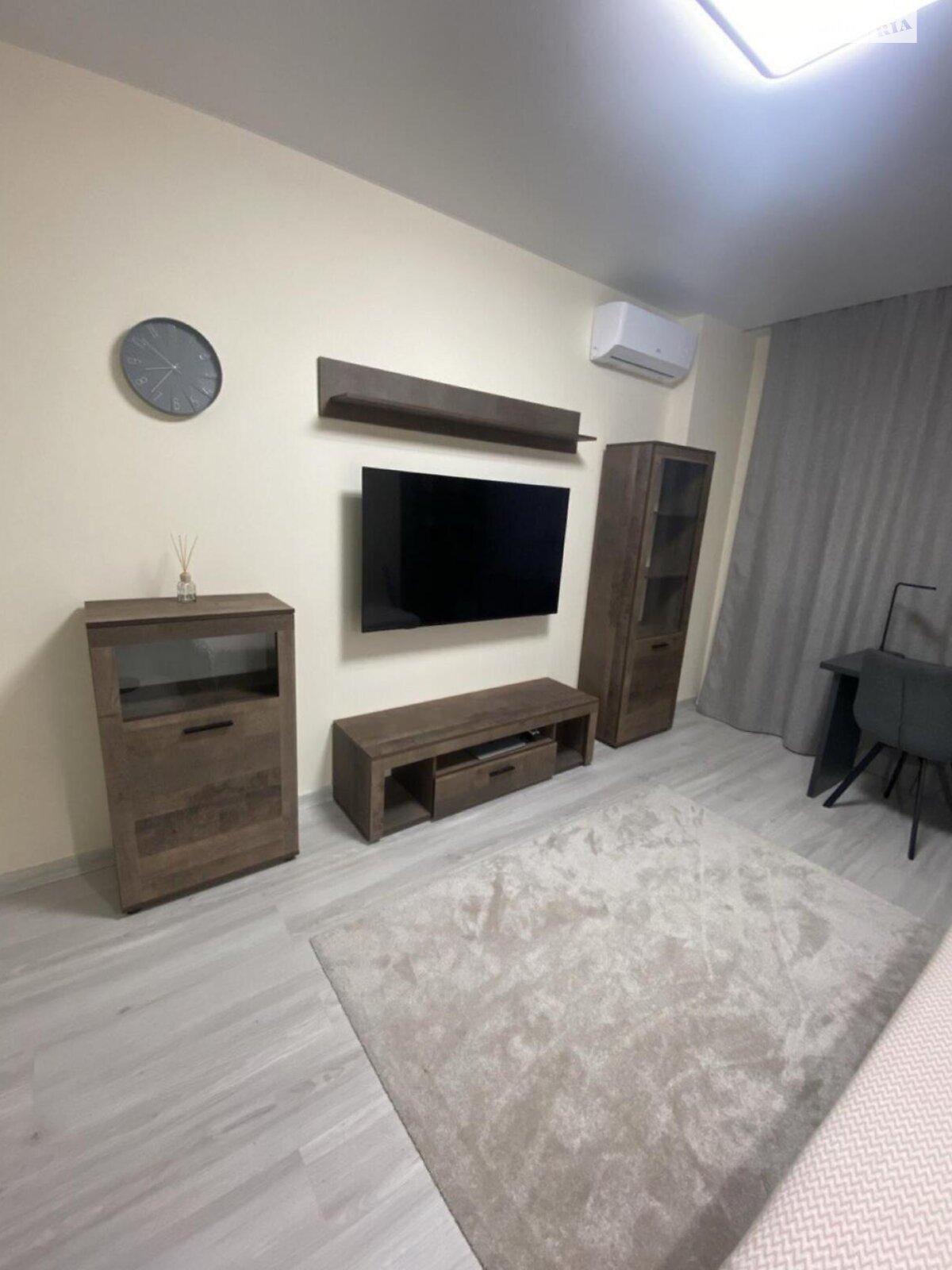 двухкомнатная квартира в Киеве, район Теремки-1, на ул. Братьев Шеметов 8 в аренду на долгий срок помесячно фото 1