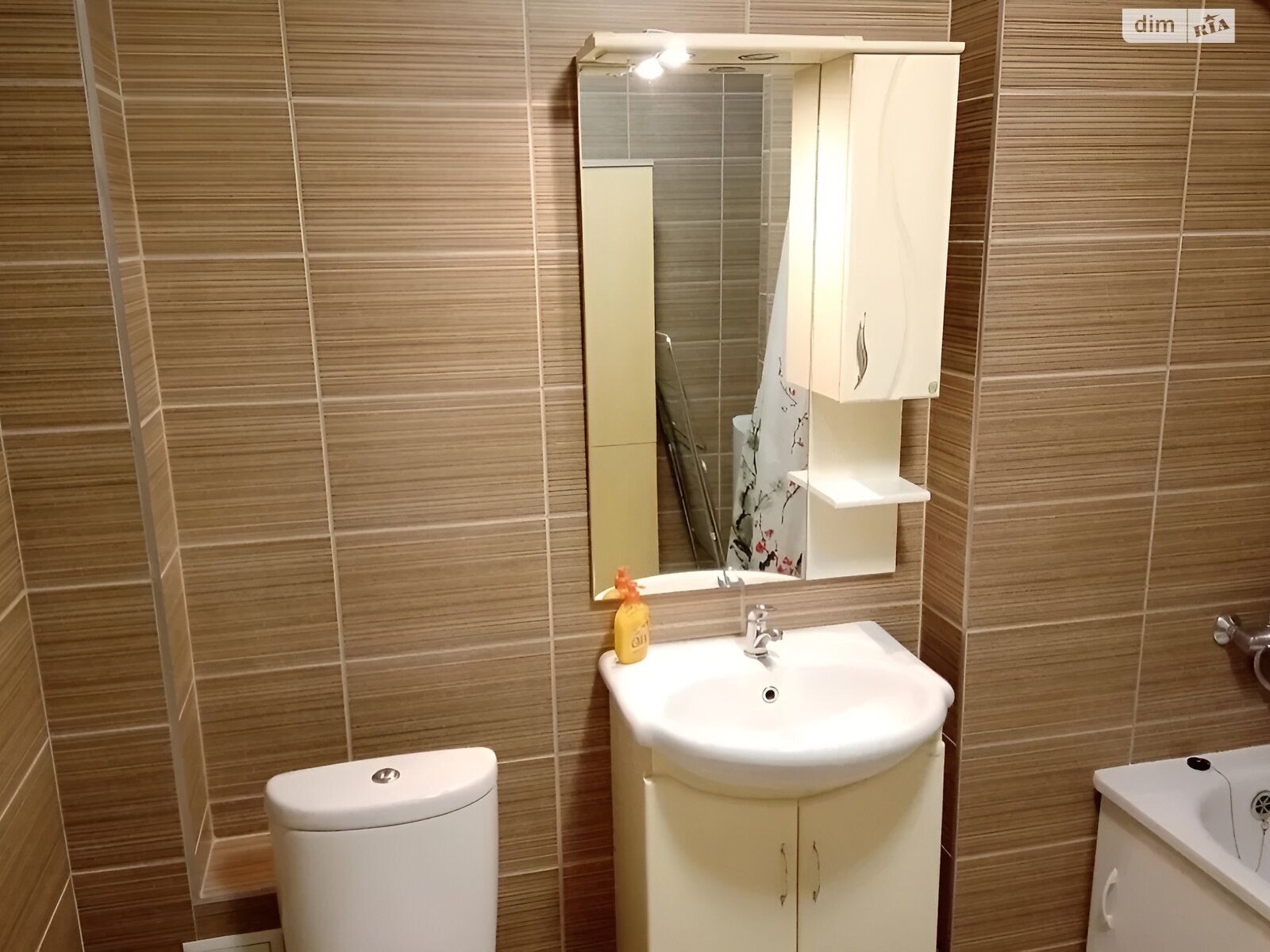 однокімнатна квартира в Києві, район Теремки-1, на вул. Теремківська 3А в довготривалу оренду помісячно фото 1 однокімнатна квартира в Києві, район Теремки-1, на вул. Теремківська 3А в довготривалу оренду помісячно фото 1