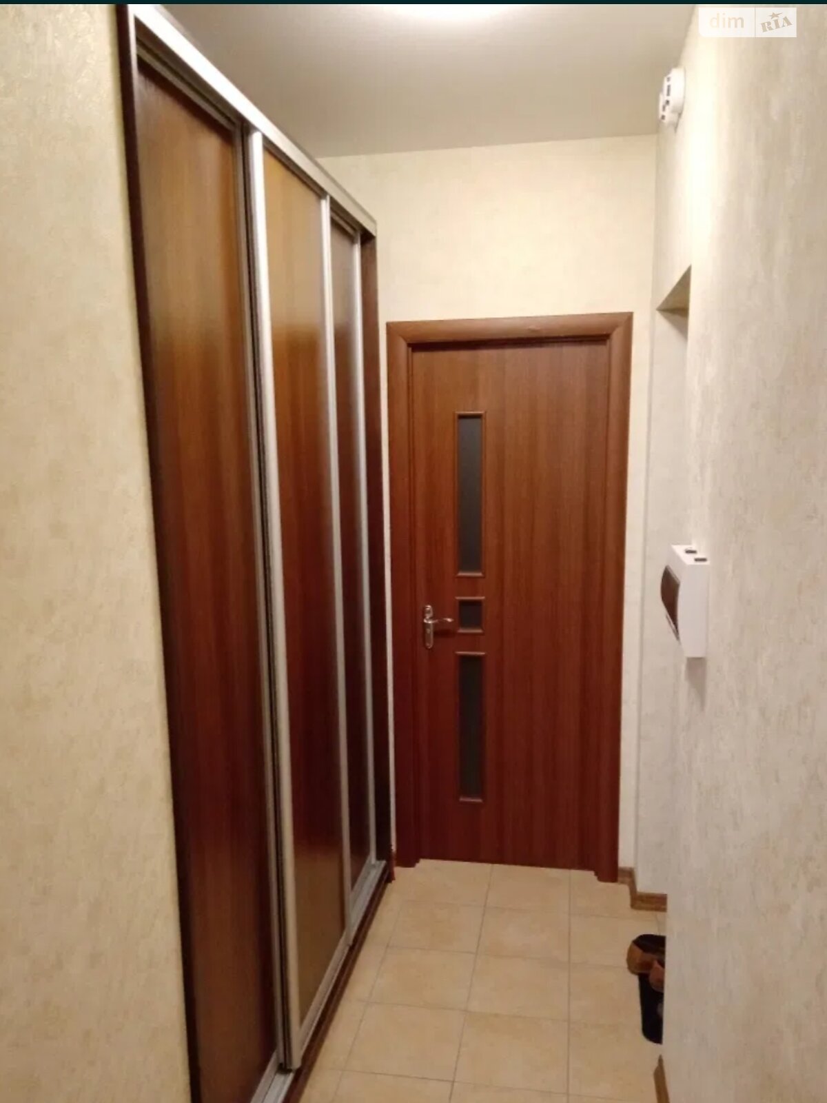 однокімнатна квартира в Києві, район Теремки-1, на вул. Теремківська 3А в довготривалу оренду помісячно фото 1 однокімнатна квартира в Києві, район Теремки-1, на вул. Теремківська 3А в довготривалу оренду помісячно фото 1