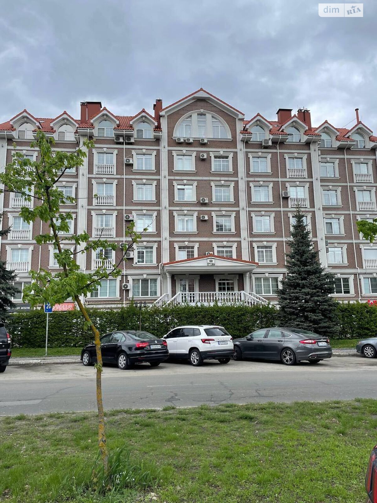 однокомнатная квартира в Киеве, район Теремки-2, на ул. Дмитрия Луценко 8 в аренду на долгий срок помесячно фото 1 однокомнатная квартира в Киеве, район Теремки-2, на ул. Дмитрия Луценко 8 в аренду на долгий срок помесячно фото 1