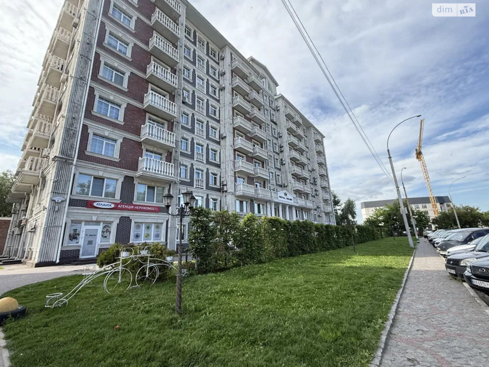 однокомнатная квартира в Киеве, район Теремки-2, на ул. Дмитрия Луценко 6 в аренду на долгий срок помесячно фото 1 однокомнатная квартира в Киеве, район Теремки-2, на ул. Дмитрия Луценко 6 в аренду на долгий срок помесячно фото 1