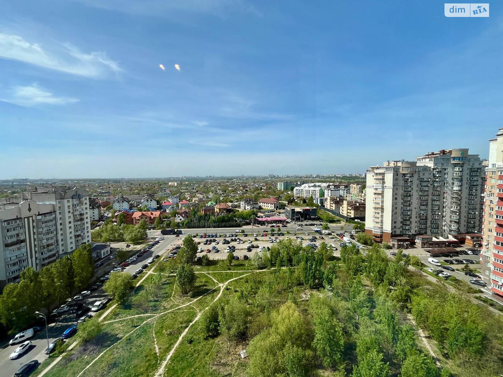трехкомнатная квартира в Киеве, район Теремки-2, на ул. Композитора Мейтуса 4 в аренду на долгий срок помесячно фото 1