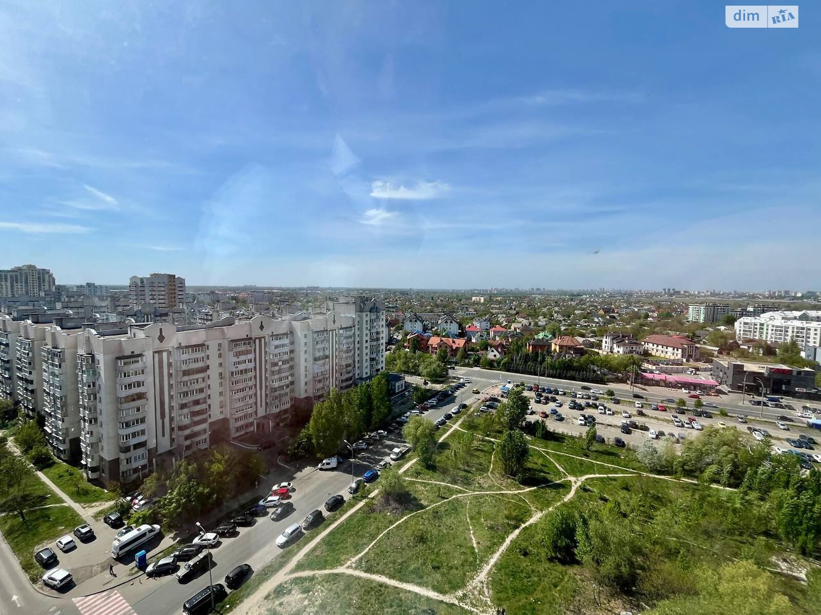 трехкомнатная квартира в Киеве, район Теремки-2, на ул. Композитора Мейтуса 4 в аренду на долгий срок помесячно фото 1