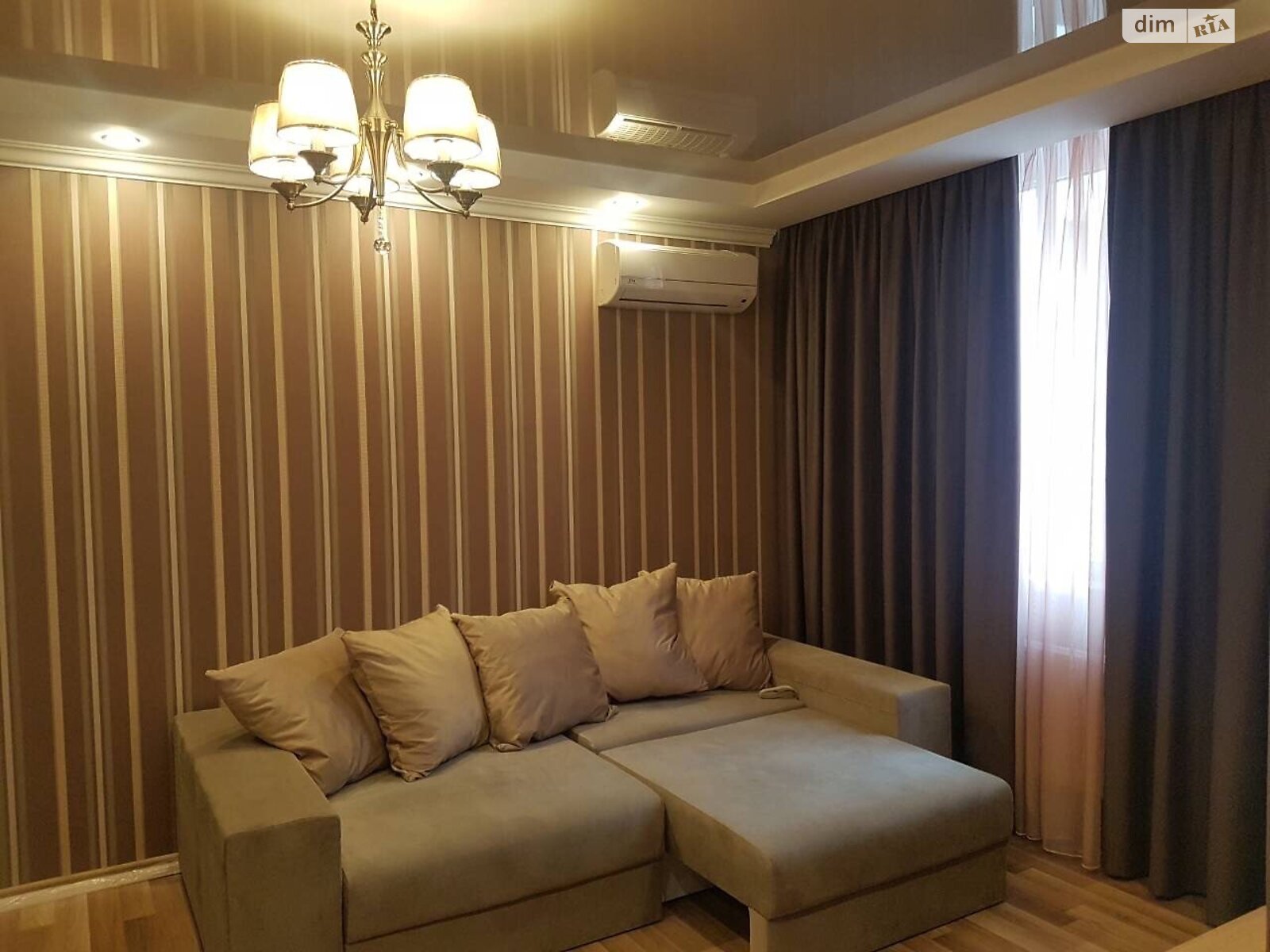 однокомнатная квартира в Киеве, район Теремки-2, на ул. Самойло Кошки 10/1 в аренду на долгий срок помесячно фото 1 однокомнатная квартира в Киеве, район Теремки-2, на ул. Самойло Кошки 10/1 в аренду на долгий срок помесячно фото 1