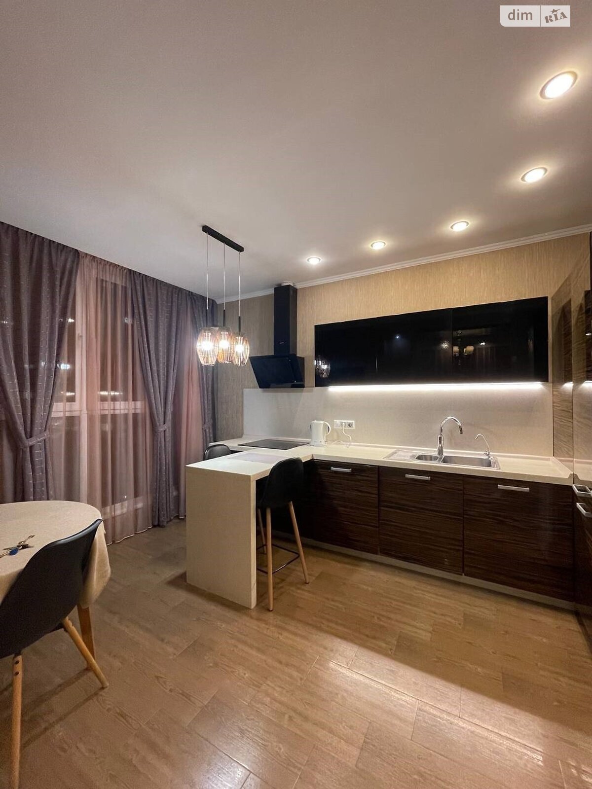 однокомнатная квартира в Киеве, район Теремки-2, на ул. Самойло Кошки 10/1 в аренду на долгий срок помесячно фото 1 однокомнатная квартира в Киеве, район Теремки-2, на ул. Самойло Кошки 10/1 в аренду на долгий срок помесячно фото 1