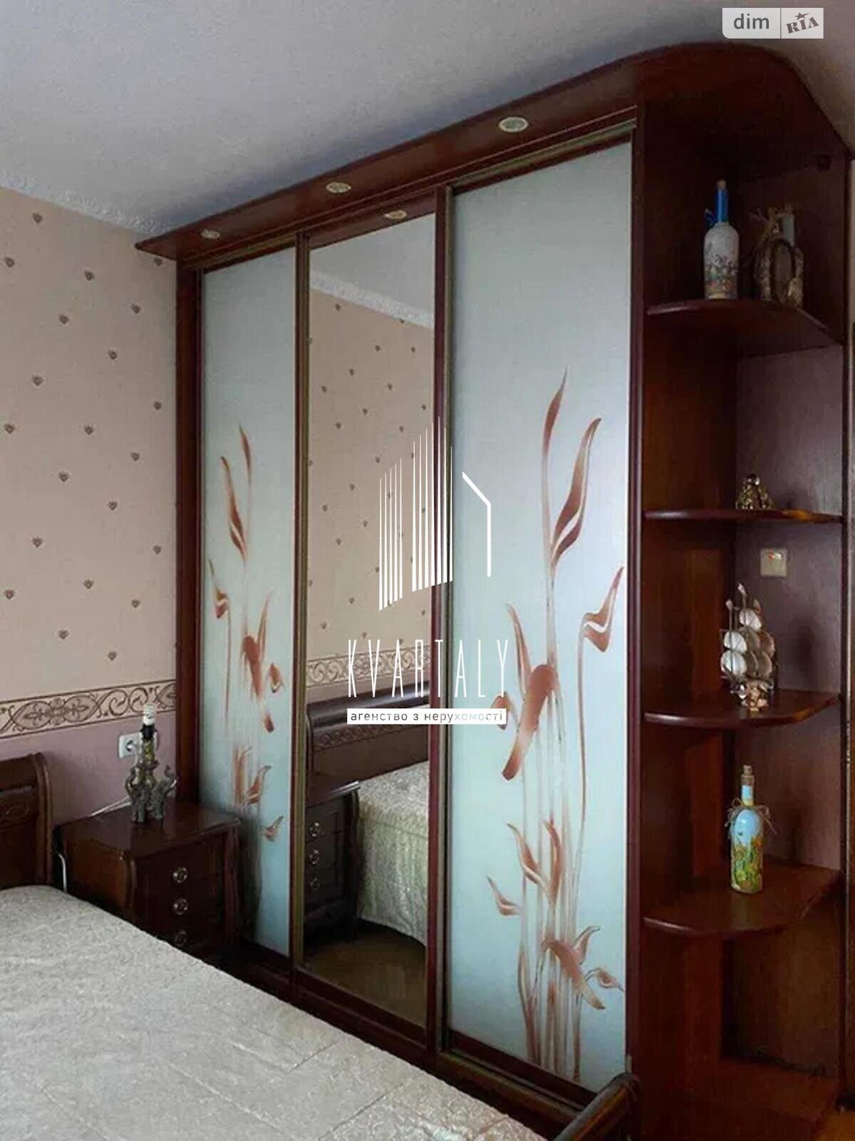 трехкомнатная квартира в Киеве, район Теремки-2, на ул. Степана Рудницкого 15 корпус 1 в аренду на долгий срок помесячно фото 1 трехкомнатная квартира в Киеве, район Теремки-2, на ул. Степана Рудницкого 15 корпус 1 в аренду на долгий срок помесячно фото 1