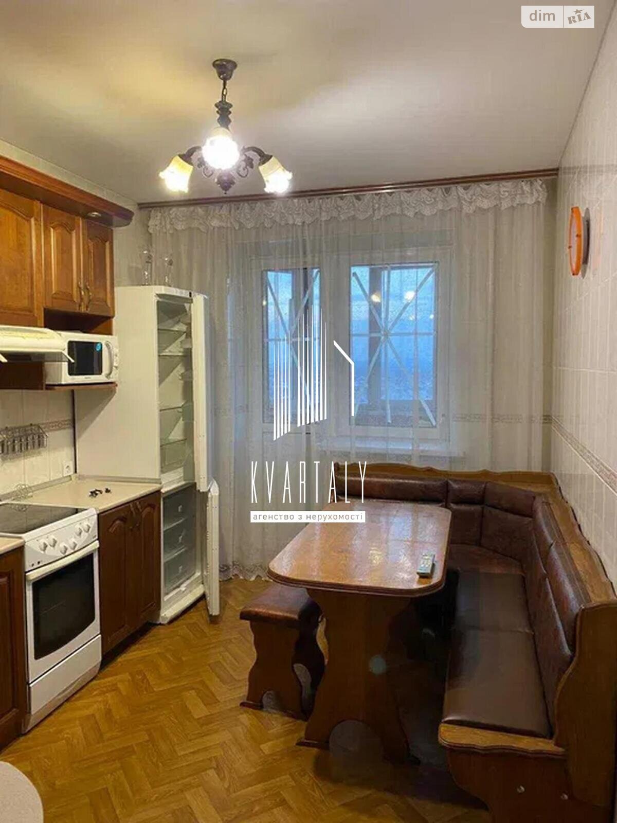 трехкомнатная квартира в Киеве, район Теремки-2, на ул. Степана Рудницкого 15 корпус 1 в аренду на долгий срок помесячно фото 1 трехкомнатная квартира в Киеве, район Теремки-2, на ул. Степана Рудницкого 15 корпус 1 в аренду на долгий срок помесячно фото 1