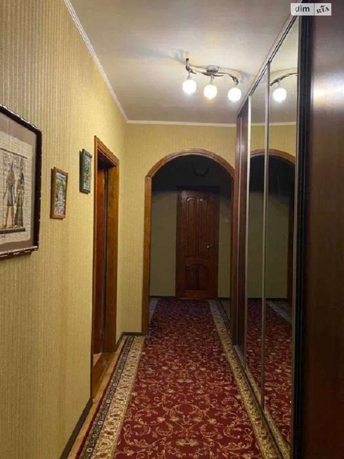 трехкомнатная квартира в Киеве, район Теремки-2, на ул. Степана Рудницкого в аренду на долгий срок помесячно фото 1 трехкомнатная квартира в Киеве, район Теремки-2, на ул. Степана Рудницкого в аренду на долгий срок помесячно фото 1