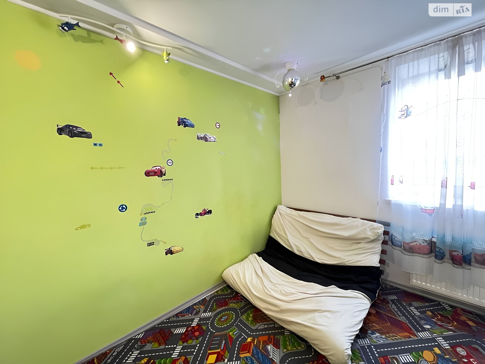 пятикомнатная квартира в Киеве, район Теремки-2, на ул. Юлии Здановской 52А в аренду на долгий срок помесячно фото 1 пятикомнатная квартира в Киеве, район Теремки-2, на ул. Юлии Здановской 52А в аренду на долгий срок помесячно фото 1