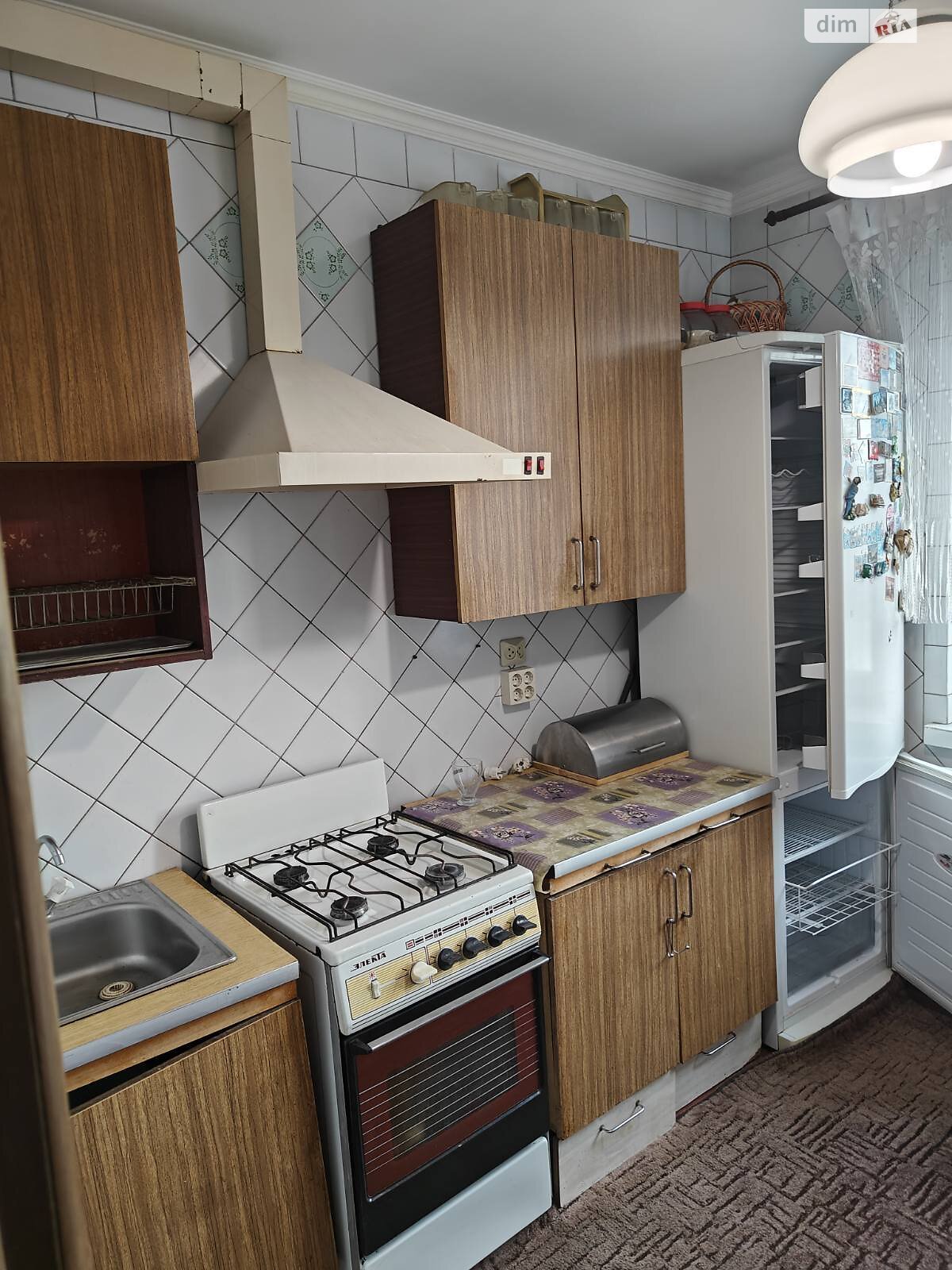 двокімнатна квартира з меблями в Києві, район Троєщина, на вул. Олександри Екстер 8 в довготривалу оренду помісячно фото 1