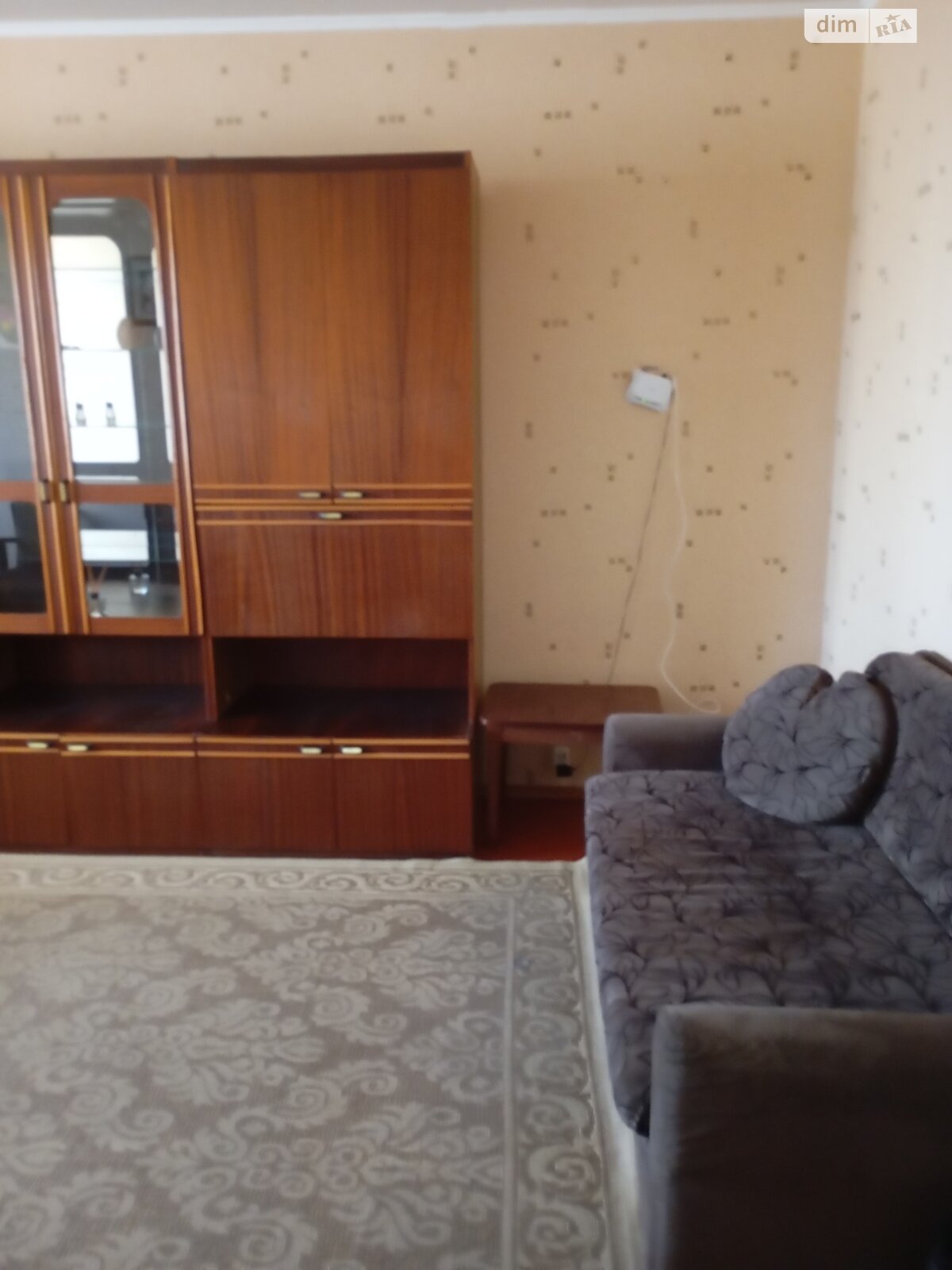 однокімнатна квартира в Києві, район Троєщина, на вул. Олександри Екстер 8 в довготривалу оренду помісячно фото 1 однокімнатна квартира в Києві, район Троєщина, на вул. Олександри Екстер 8 в довготривалу оренду помісячно фото 1