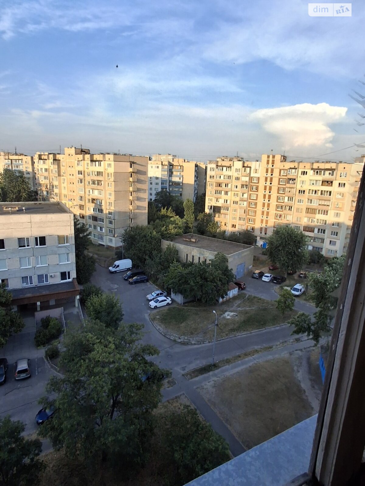 однокомнатная квартира в Киеве, район Троещина, на просп. Червоной Калины 18 в аренду на долгий срок помесячно фото 1 однокомнатная квартира в Киеве, район Троещина, на просп. Червоной Калины 18 в аренду на долгий срок помесячно фото 1