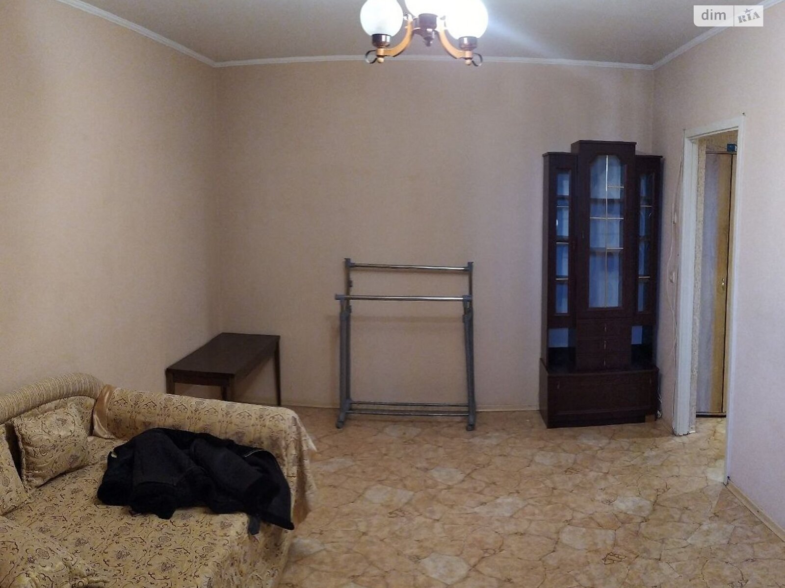 однокімнатна квартира в Києві, район Троєщина, на просп. Червоної Калини 46 в довготривалу оренду помісячно фото 1 однокімнатна квартира в Києві, район Троєщина, на просп. Червоної Калини 46 в довготривалу оренду помісячно фото 1
