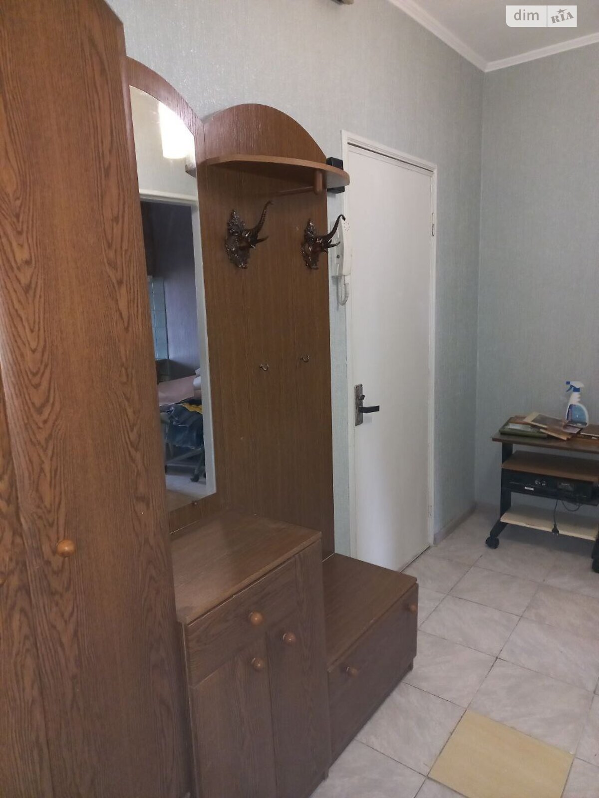 однокімнатна квартира в Києві, район Троєщина, на просп. Червоної Калини 52 в довготривалу оренду помісячно фото 1 однокімнатна квартира в Києві, район Троєщина, на просп. Червоної Калини 52 в довготривалу оренду помісячно фото 1