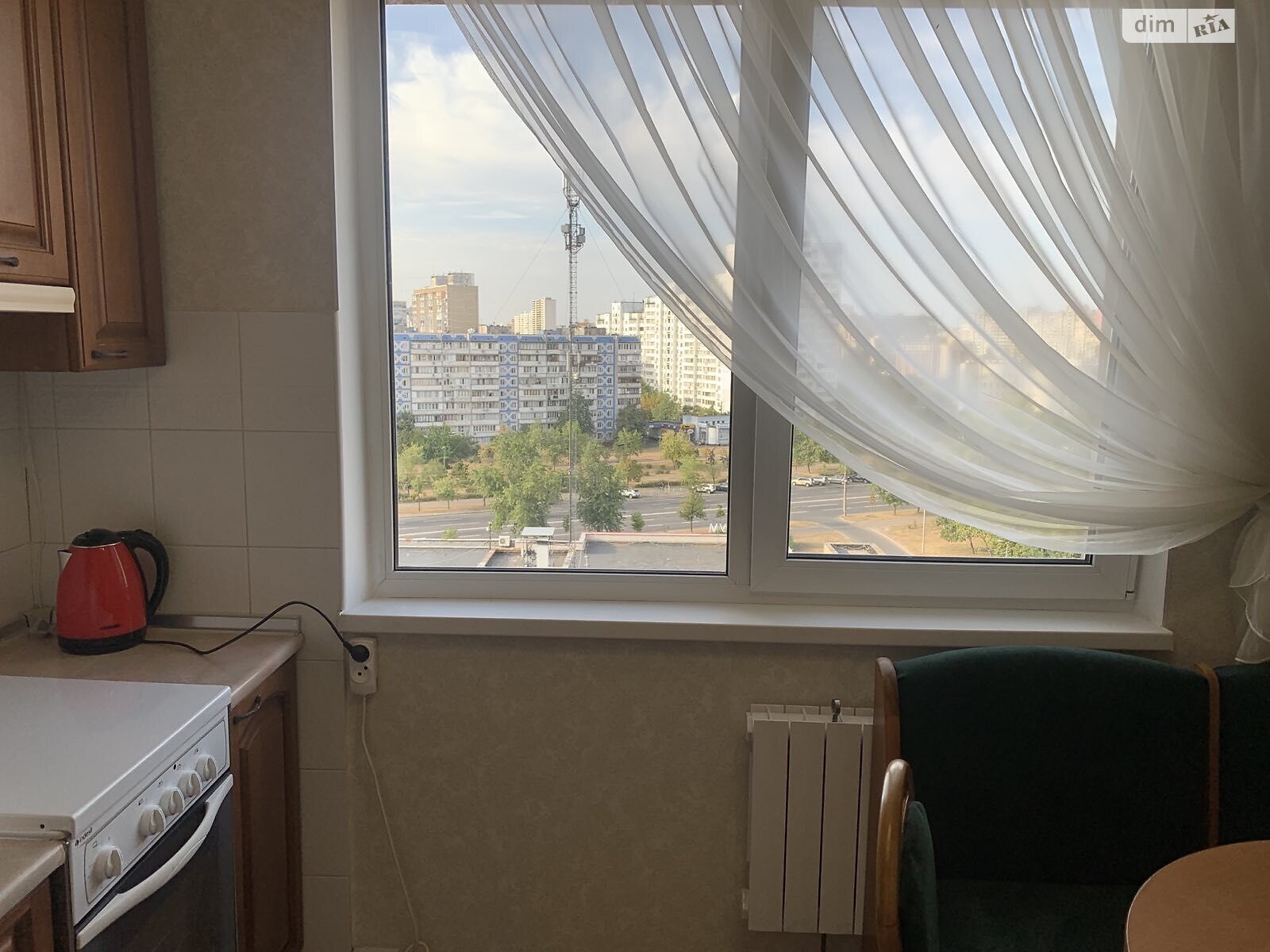 трикімнатна квартира в Києві, район Троєщина, на просп. Червоної Калини 8Б в довготривалу оренду помісячно фото 1 трикімнатна квартира в Києві, район Троєщина, на просп. Червоної Калини 8Б в довготривалу оренду помісячно фото 1