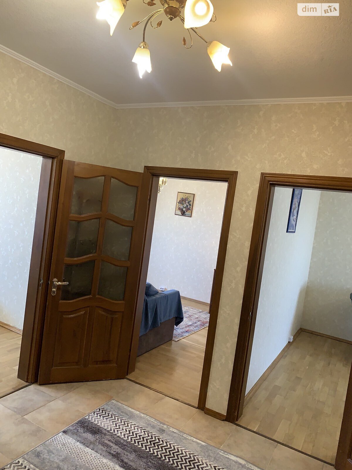 трикімнатна квартира в Києві, район Троєщина, на просп. Червоної Калини 8Б в довготривалу оренду помісячно фото 1 трикімнатна квартира в Києві, район Троєщина, на просп. Червоної Калини 8Б в довготривалу оренду помісячно фото 1