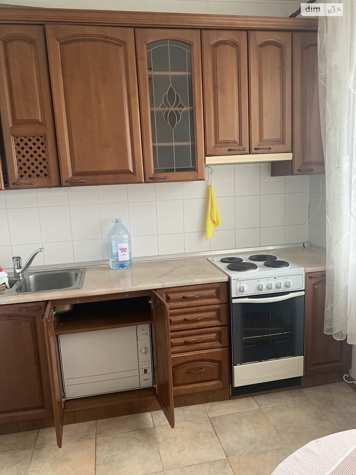 трикімнатна квартира в Києві, район Троєщина, на просп. Червоної Калини 8Б в довготривалу оренду помісячно фото 1 трикімнатна квартира в Києві, район Троєщина, на просп. Червоної Калини 8Б в довготривалу оренду помісячно фото 1