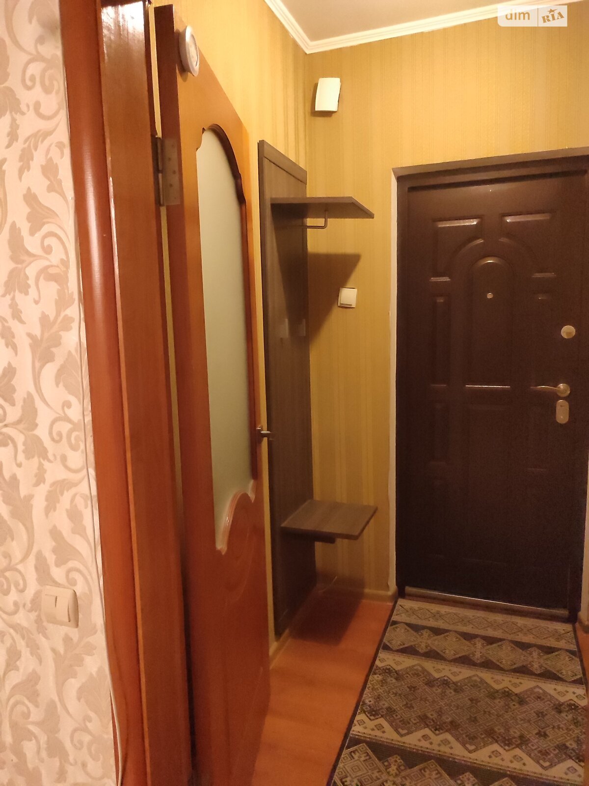 трикімнатна квартира без меблів в Києві, район Троєщина, на просп. Червоної Калини 77 в довготривалу оренду помісячно фото 1 трикімнатна квартира без меблів в Києві, район Троєщина, на просп. Червоної Калини 77 в довготривалу оренду помісячно фото 1