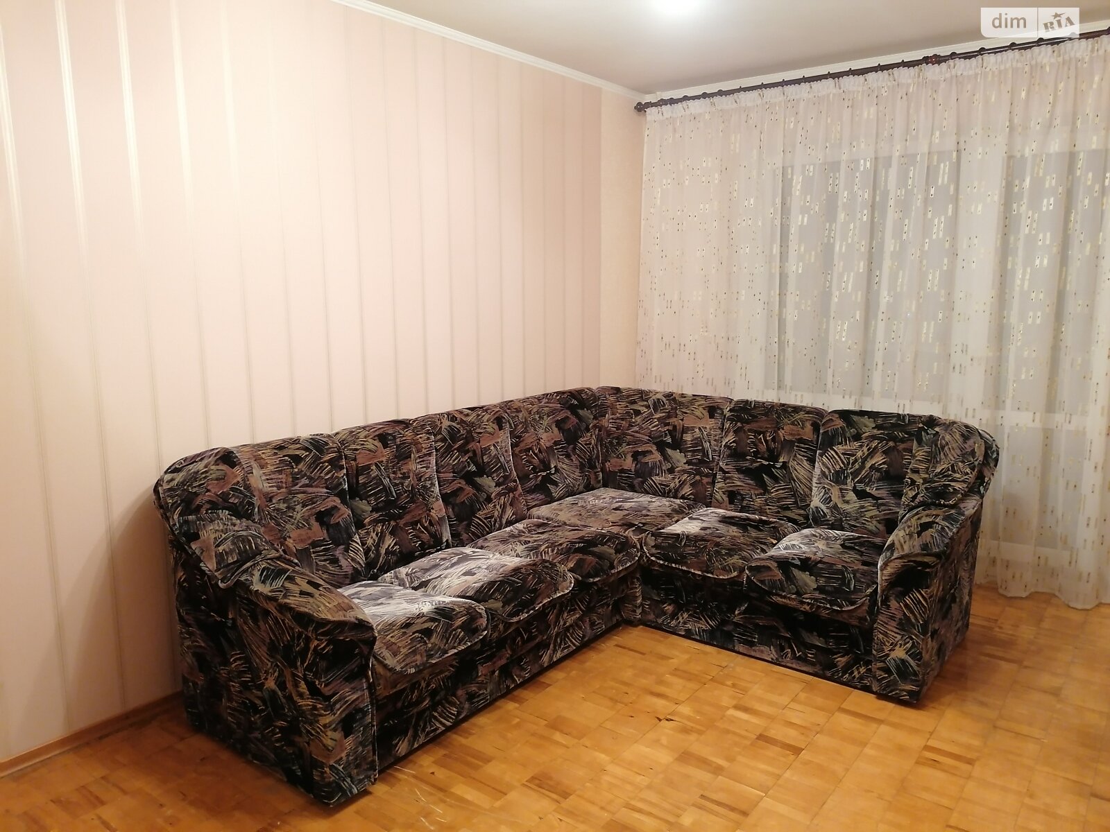 однокімнатна квартира в Києві, район Троєщина, на вул. Каштанова 8Б в довготривалу оренду помісячно фото 1 однокімнатна квартира в Києві, район Троєщина, на вул. Каштанова 8Б в довготривалу оренду помісячно фото 1