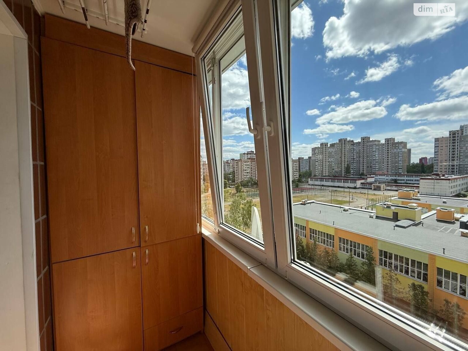 однокімнатна квартира в Києві, район Троєщина, на вул. Каштанова 11 в довготривалу оренду помісячно фото 1 однокімнатна квартира в Києві, район Троєщина, на вул. Каштанова 11 в довготривалу оренду помісячно фото 1