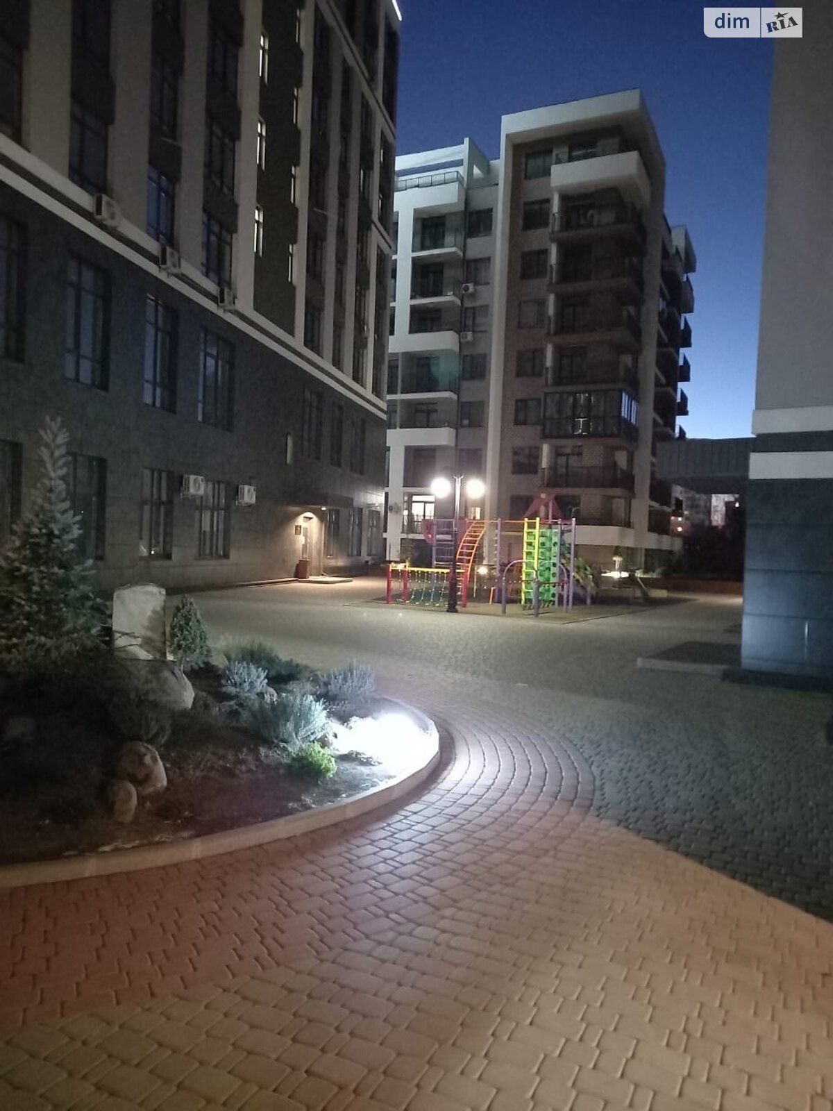 однокімнатна квартира в Києві, район Троєщина, на вул. Лісківська 37 в довготривалу оренду помісячно фото 1 однокімнатна квартира в Києві, район Троєщина, на вул. Лісківська 37 в довготривалу оренду помісячно фото 1