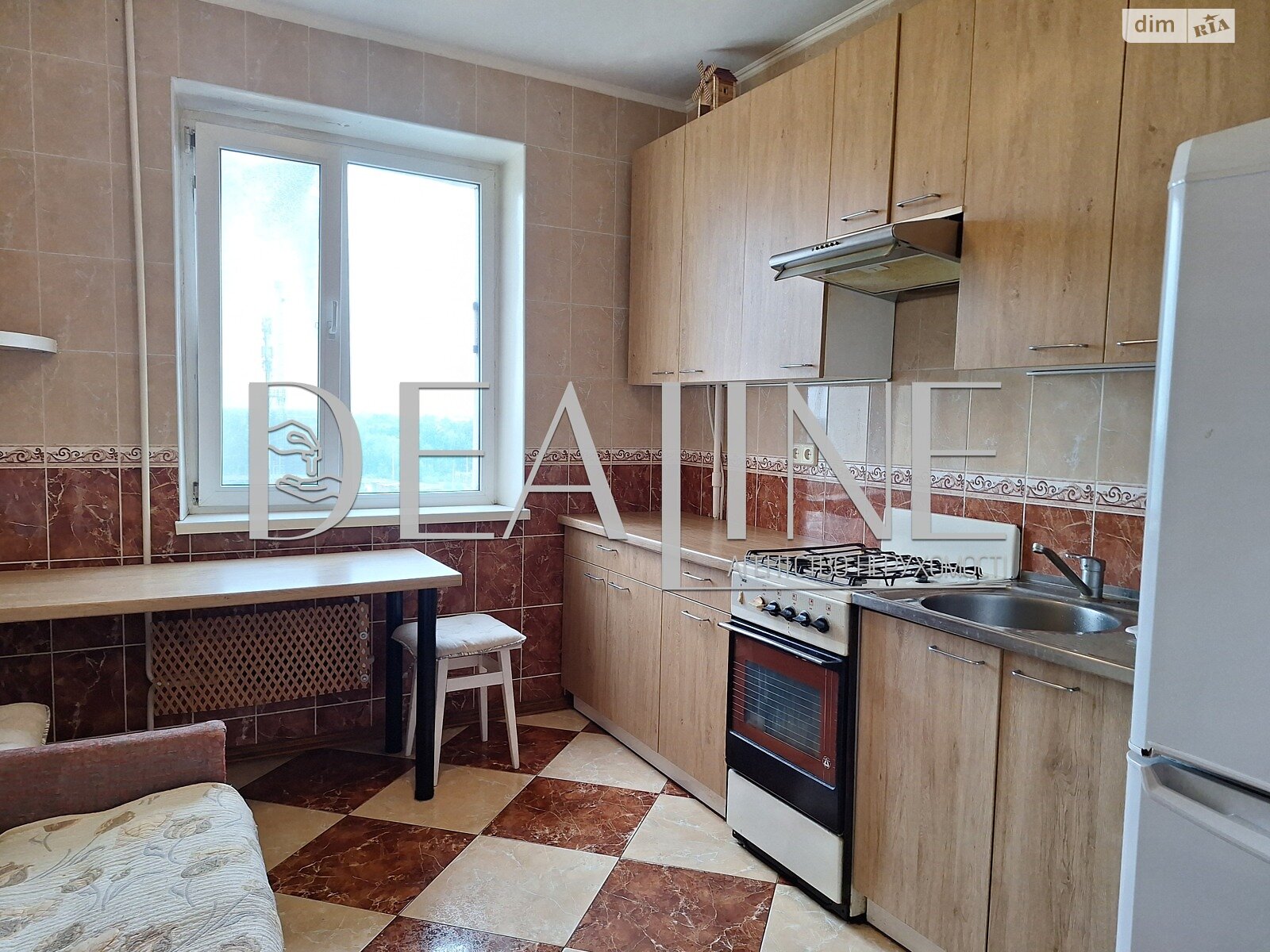 трехкомнатная квартира в Киеве, район Троещина, на ул. Милославская 23 в аренду на долгий срок помесячно фото 1 трехкомнатная квартира в Киеве, район Троещина, на ул. Милославская 23 в аренду на долгий срок помесячно фото 1