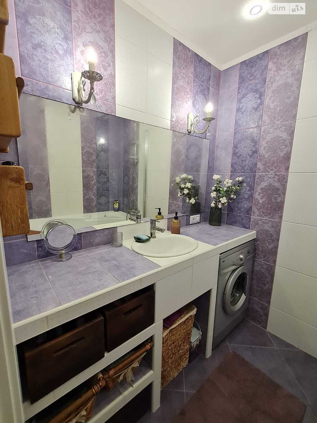 двокімнатна квартира в Києві, район Деснянський, на вул. Милославська 16 в довготривалу оренду помісячно фото 1