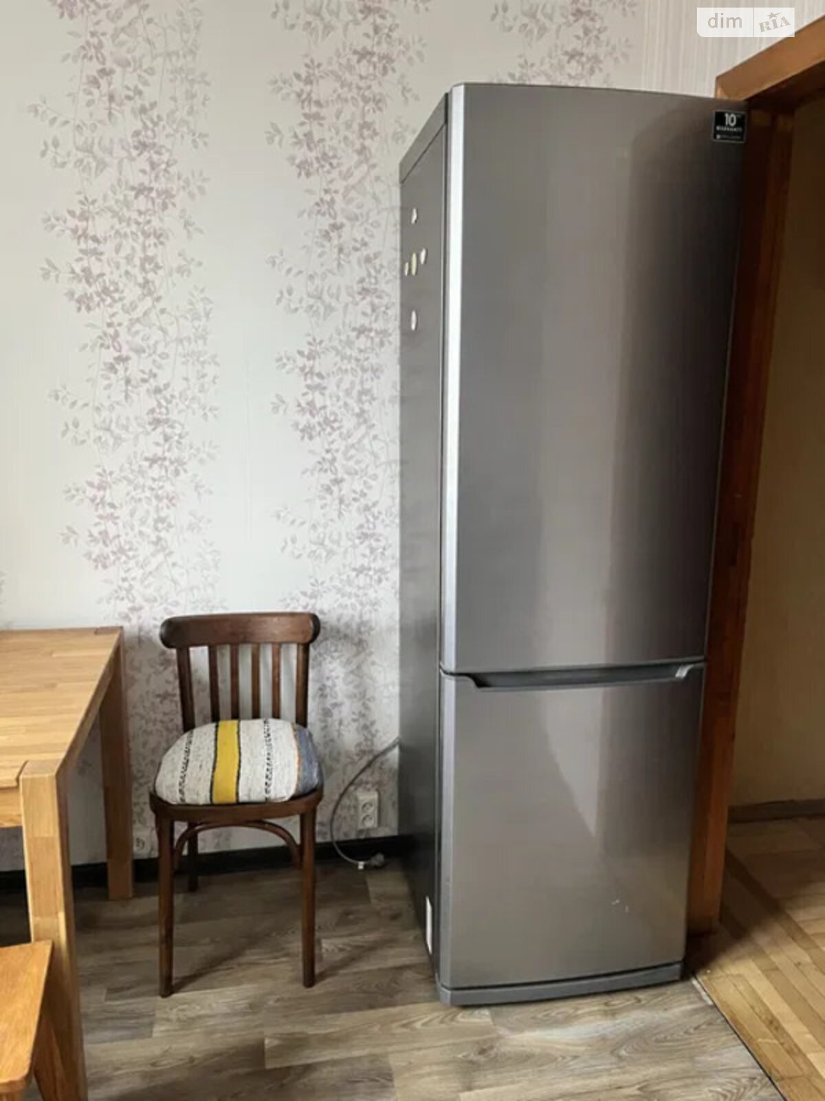 трикімнатна квартира в Києві, район Троєщина, на вул. Милославська 33 в довготривалу оренду помісячно фото 1