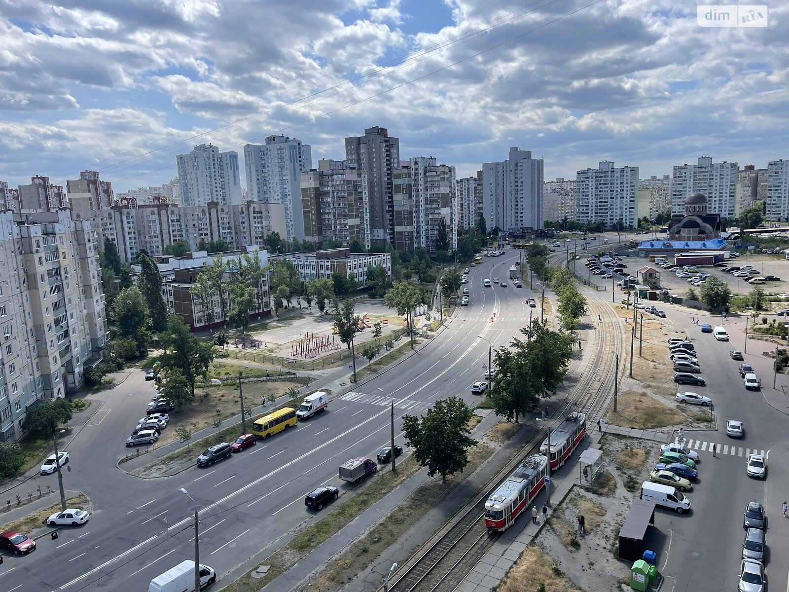 однокомнатная квартира в Киеве, район Троещина, на ул. Николая Закревского 95А в аренду на долгий срок помесячно фото 1 однокомнатная квартира в Киеве, район Троещина, на ул. Николая Закревского 95А в аренду на долгий срок помесячно фото 1