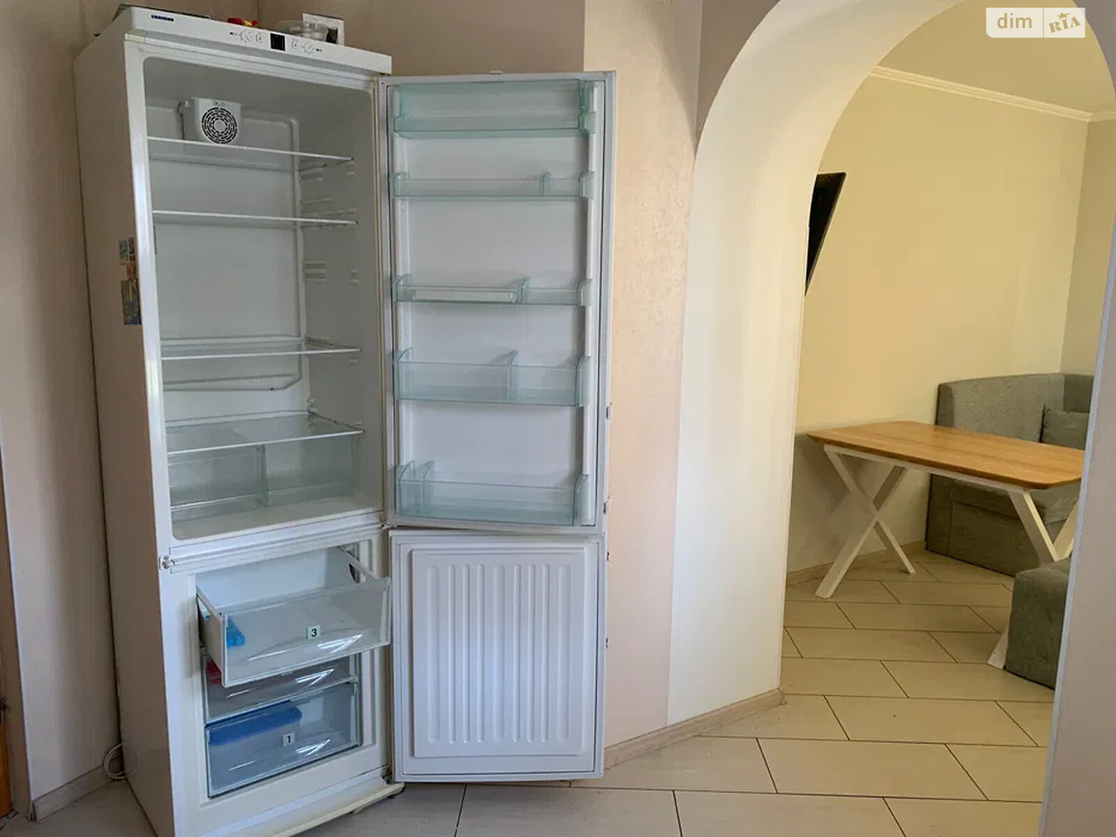 двухкомнатная квартира в Киеве, район Троещина, на ул. Оноре де Бальзака 4 в аренду на долгий срок помесячно фото 1 двухкомнатная квартира в Киеве, район Троещина, на ул. Оноре де Бальзака 4 в аренду на долгий срок помесячно фото 1