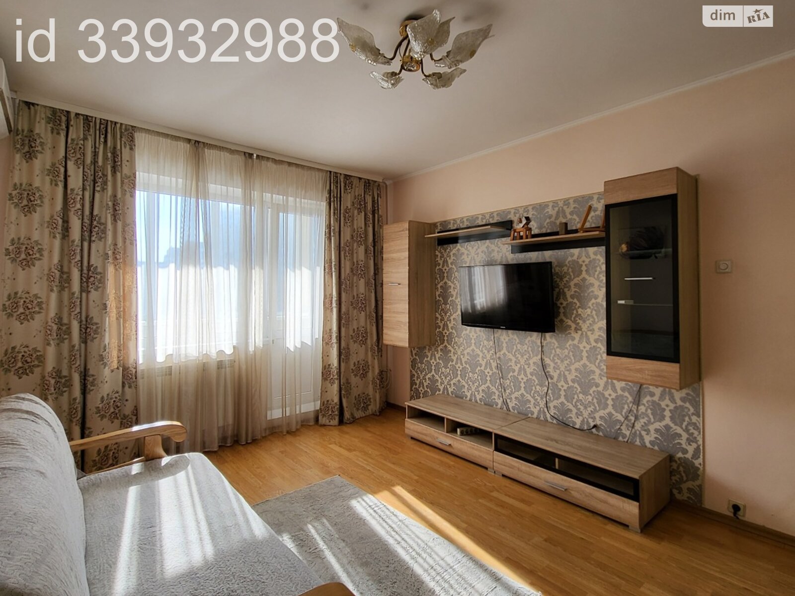 двухкомнатная квартира в Киеве, район Троещина, на ул. Оноре де Бальзака 38 в аренду на долгий срок помесячно фото 1