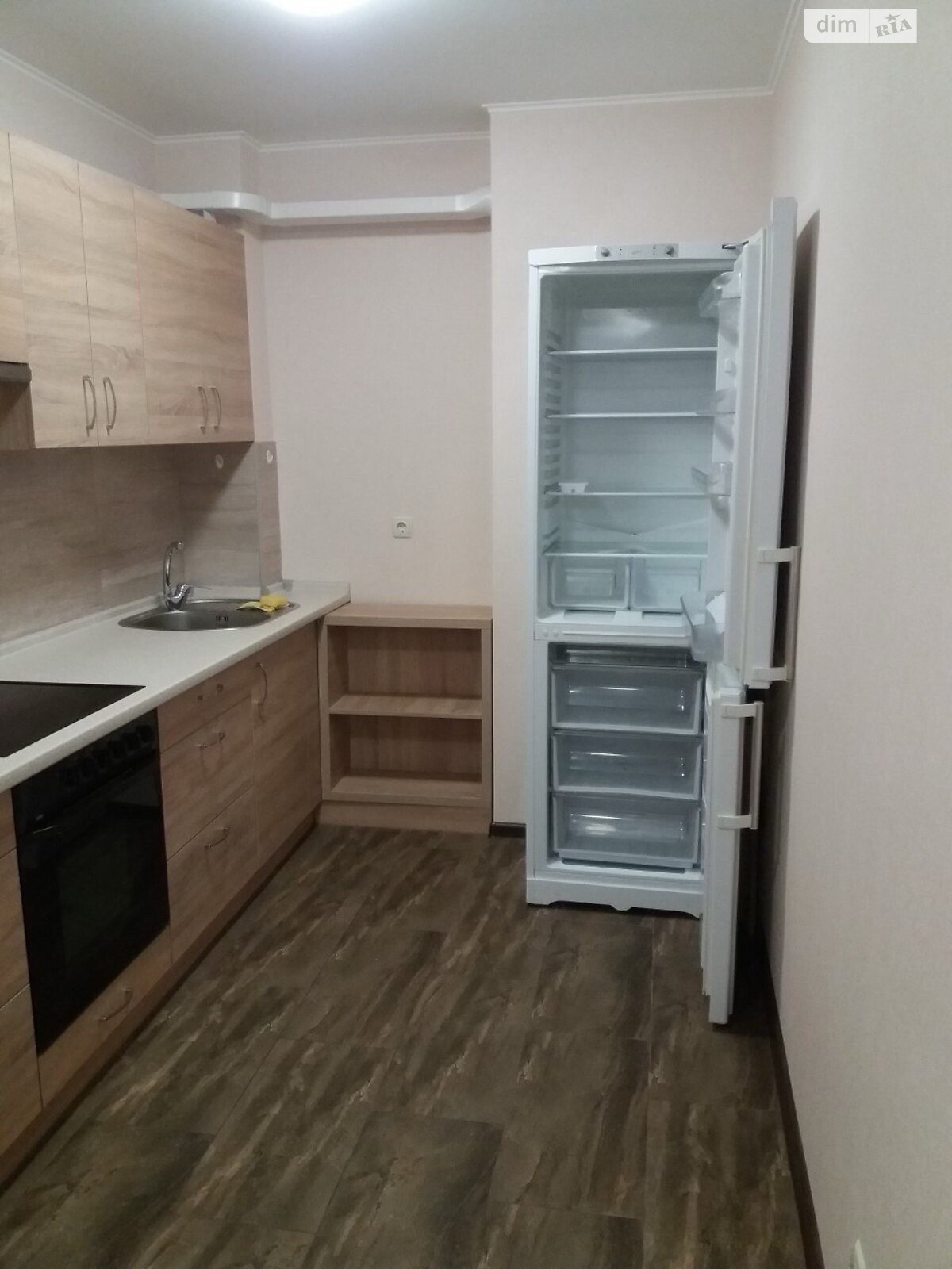 однокомнатная квартира в Киеве, район Троещина, на ул. Радунская 30 в аренду на долгий срок помесячно фото 1 однокомнатная квартира в Киеве, район Троещина, на ул. Радунская 30 в аренду на долгий срок помесячно фото 1