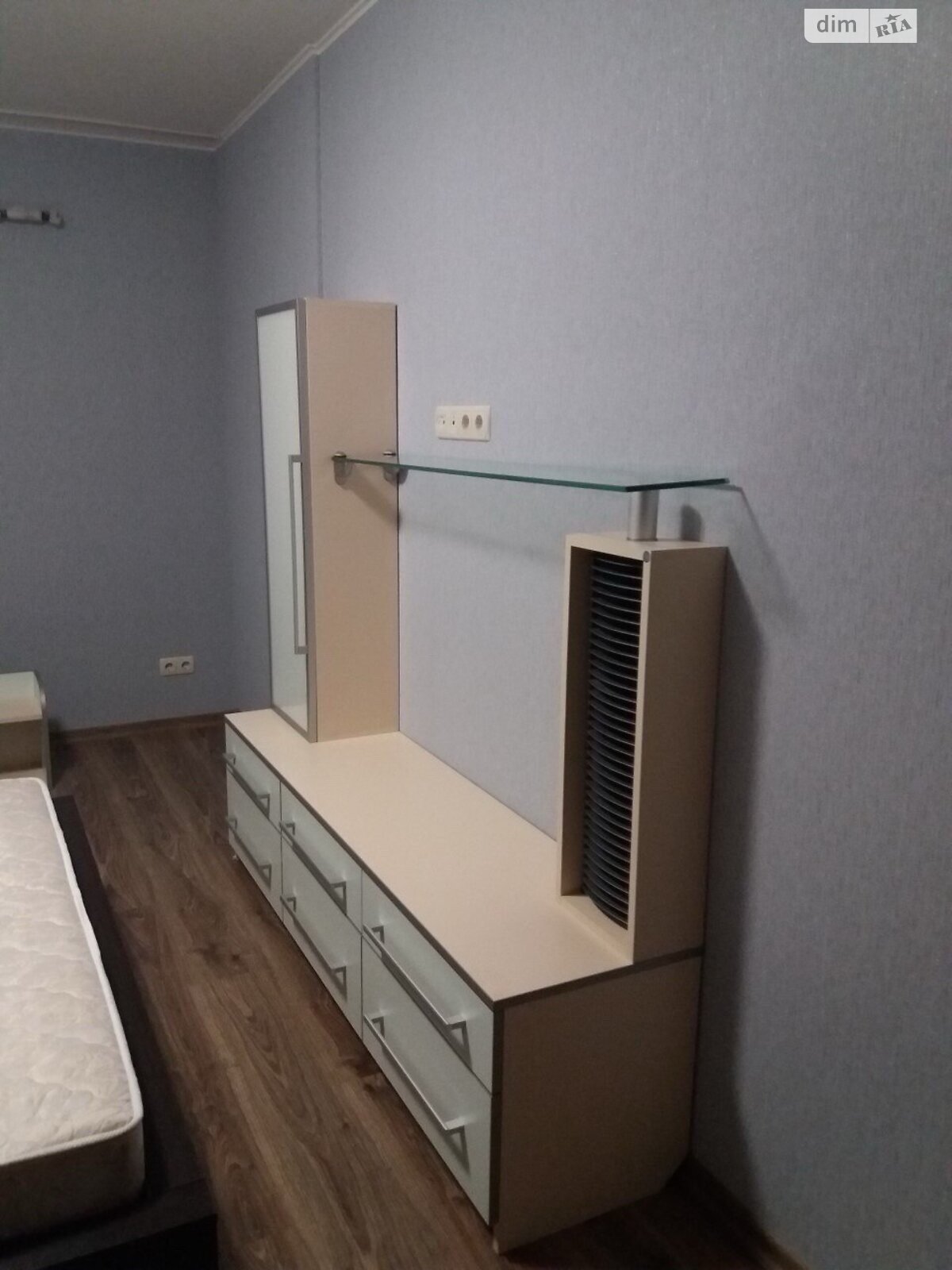однокомнатная квартира в Киеве, район Троещина, на ул. Радунская 30 в аренду на долгий срок помесячно фото 1 однокомнатная квартира в Киеве, район Троещина, на ул. Радунская 30 в аренду на долгий срок помесячно фото 1
