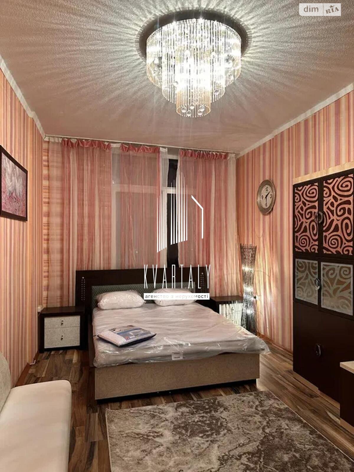 трикімнатна квартира в Києві, район Троєщина, на вул. Радунська 8/13 в довготривалу оренду помісячно фото 1 трикімнатна квартира в Києві, район Троєщина, на вул. Радунська 8/13 в довготривалу оренду помісячно фото 1