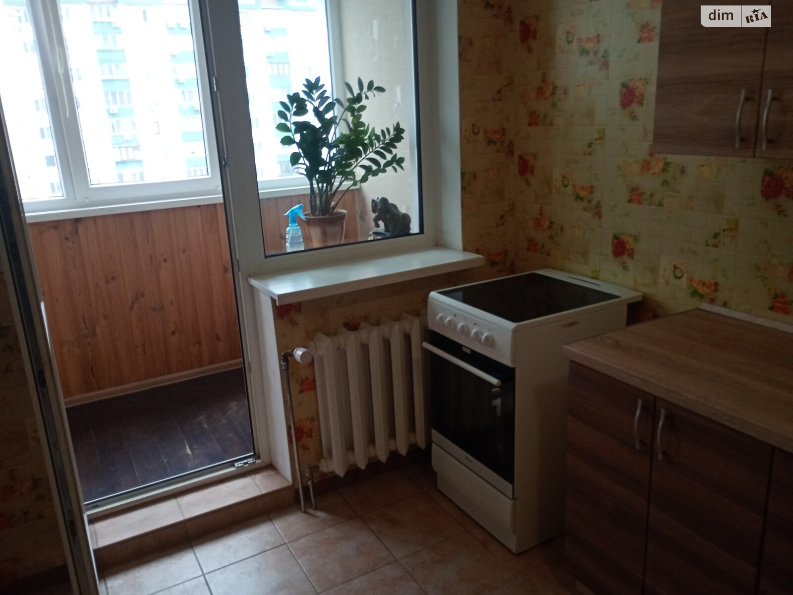однокомнатная квартира с ремонтом в Киеве, район Троещина, на ул. Радунская 30 в аренду на долгий срок помесячно фото 1 однокомнатная квартира с ремонтом в Киеве, район Троещина, на ул. Радунская 30 в аренду на долгий срок помесячно фото 1