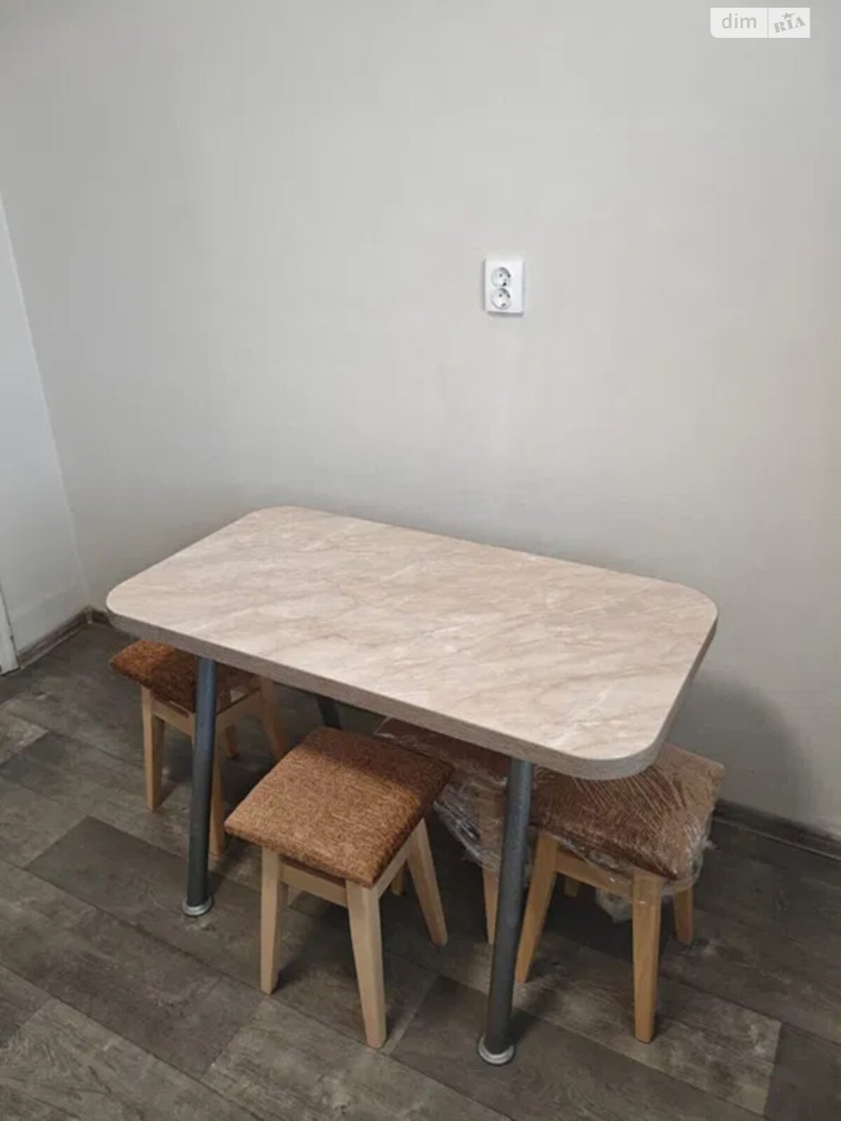 двокімнатна квартира в Києві, район Троєщина, на вул. Радунська 14 в довготривалу оренду помісячно фото 1