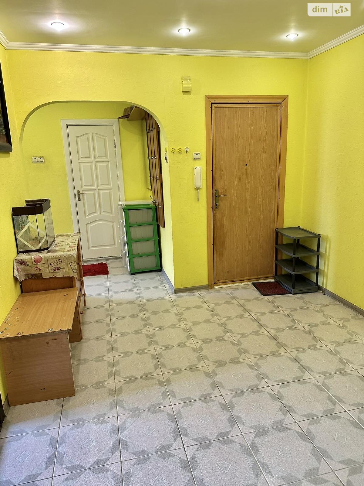 трикімнатна квартира в Києві, район Троєщина, на вул. Рональда Рейгана 9 в довготривалу оренду помісячно фото 1 трикімнатна квартира в Києві, район Троєщина, на вул. Рональда Рейгана 9 в довготривалу оренду помісячно фото 1