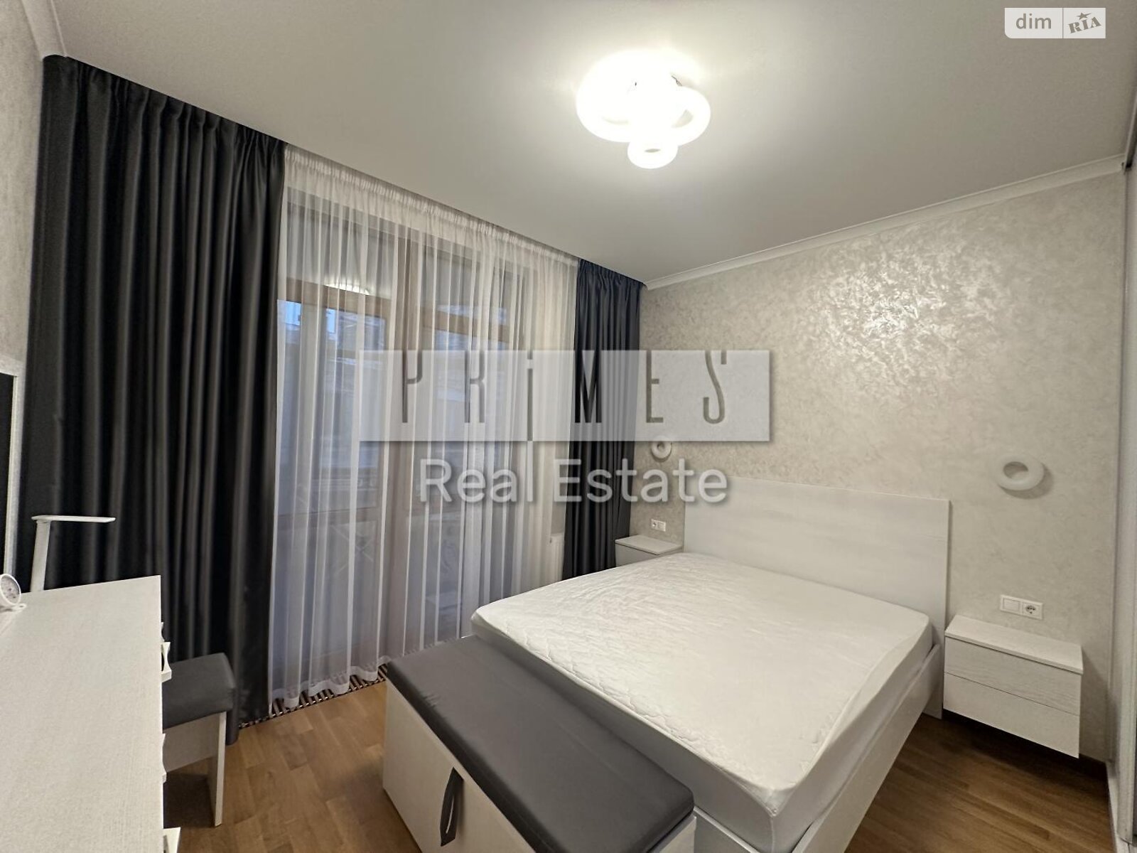 трехкомнатная квартира в Киеве, район Центр, на ул. Богдана Хмельницкого 58А в аренду на долгий срок помесячно фото 1