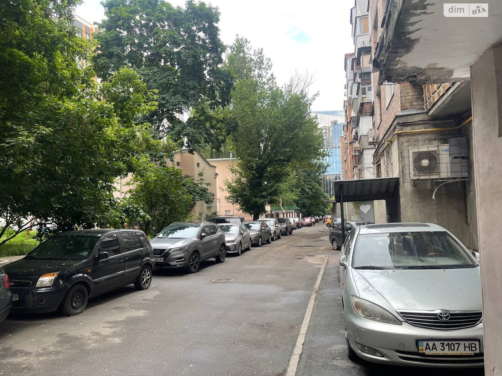 двокімнатна квартира в Києві, район Центр, на вул. Велика Васильківська 129 в довготривалу оренду помісячно фото 1 двокімнатна квартира в Києві, район Центр, на вул. Велика Васильківська 129 в довготривалу оренду помісячно фото 1