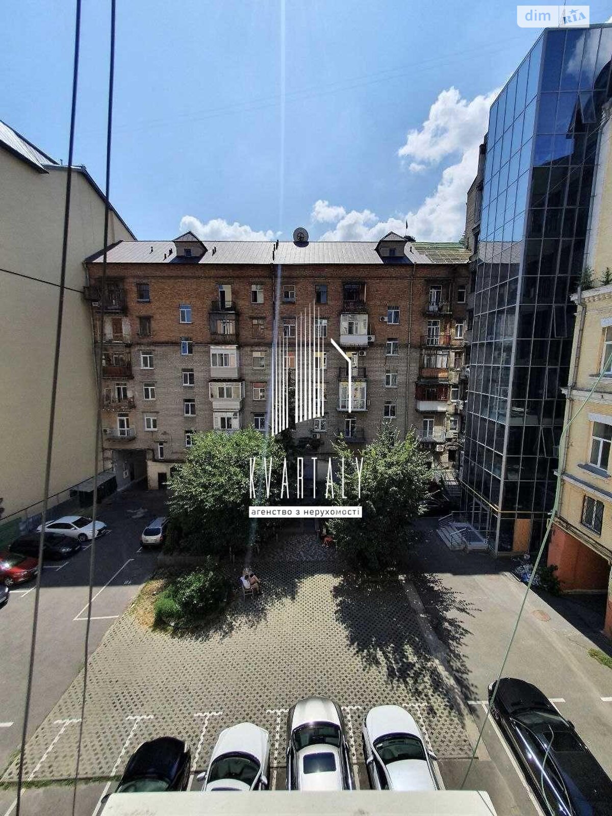 двокімнатна квартира в Києві, район Центр, на вул. Євгена Чикаленка 25 в довготривалу оренду помісячно фото 1 двокімнатна квартира в Києві, район Центр, на вул. Євгена Чикаленка 25 в довготривалу оренду помісячно фото 1