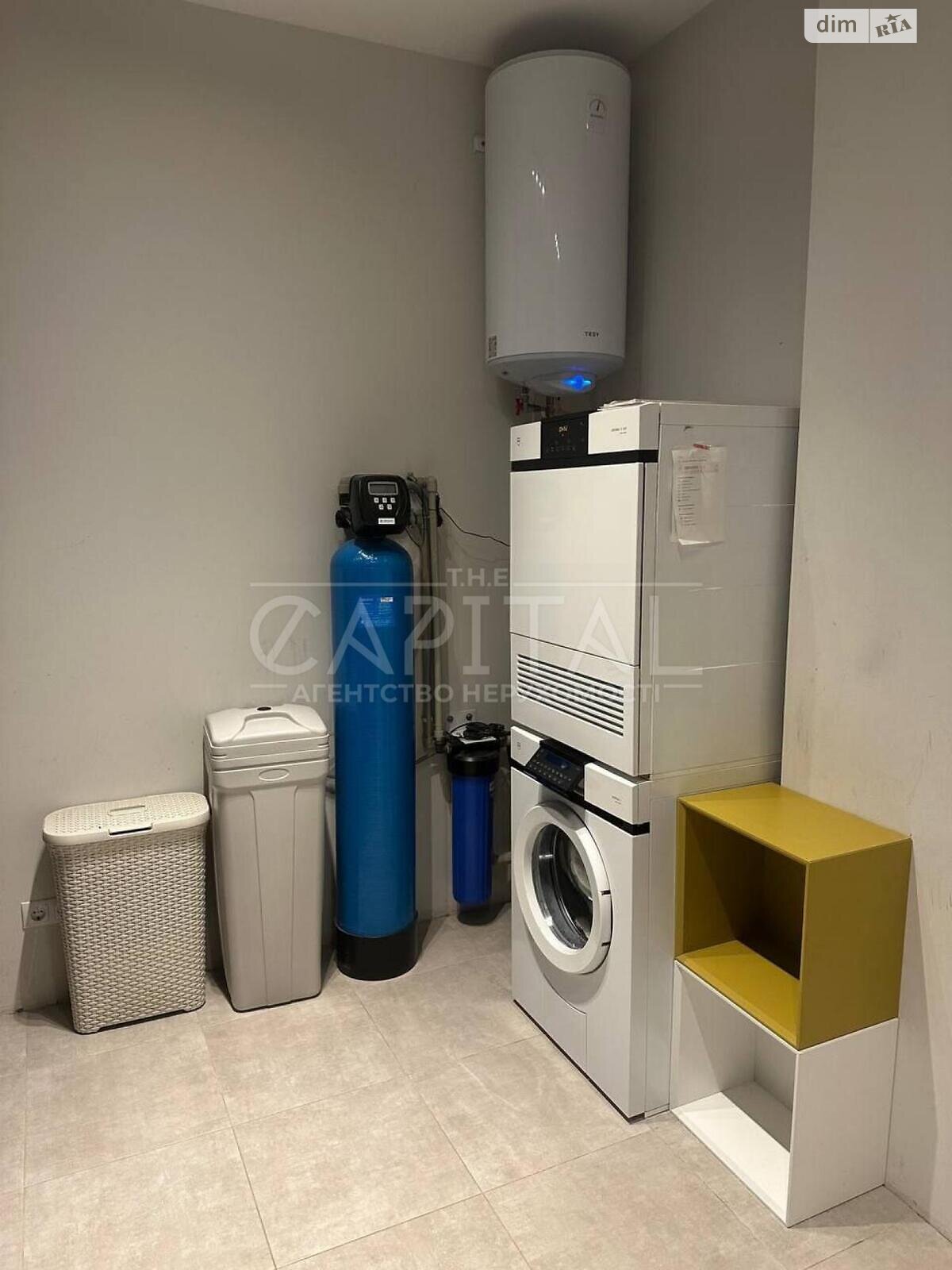 трехкомнатная квартира в Киеве, район Центр, на ул. Гоголевская 14 в аренду на долгий срок помесячно фото 1