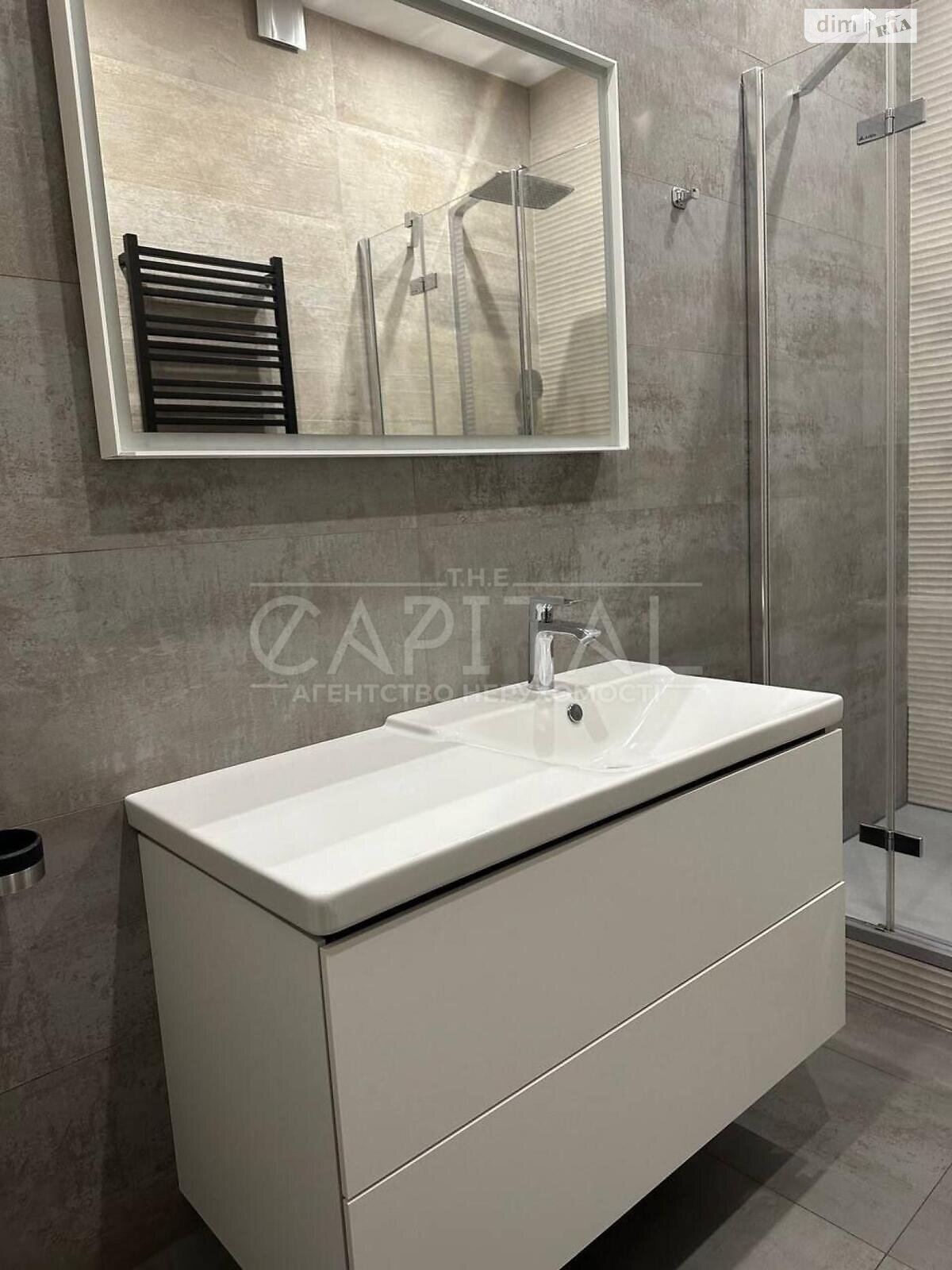 трехкомнатная квартира в Киеве, район Центр, на ул. Гоголевская 14 в аренду на долгий срок помесячно фото 1