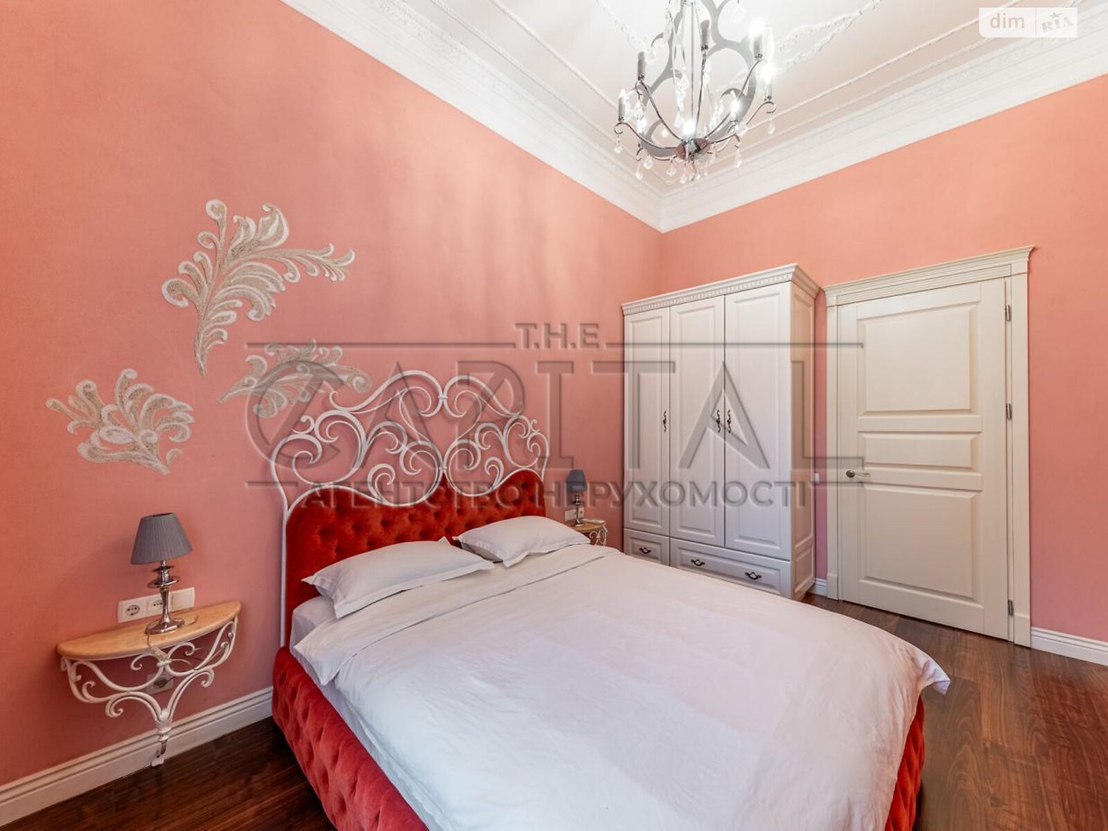 двухкомнатная квартира в Киеве, район Центр, на ул. Ивана Франко в аренду на долгий срок помесячно фото 1